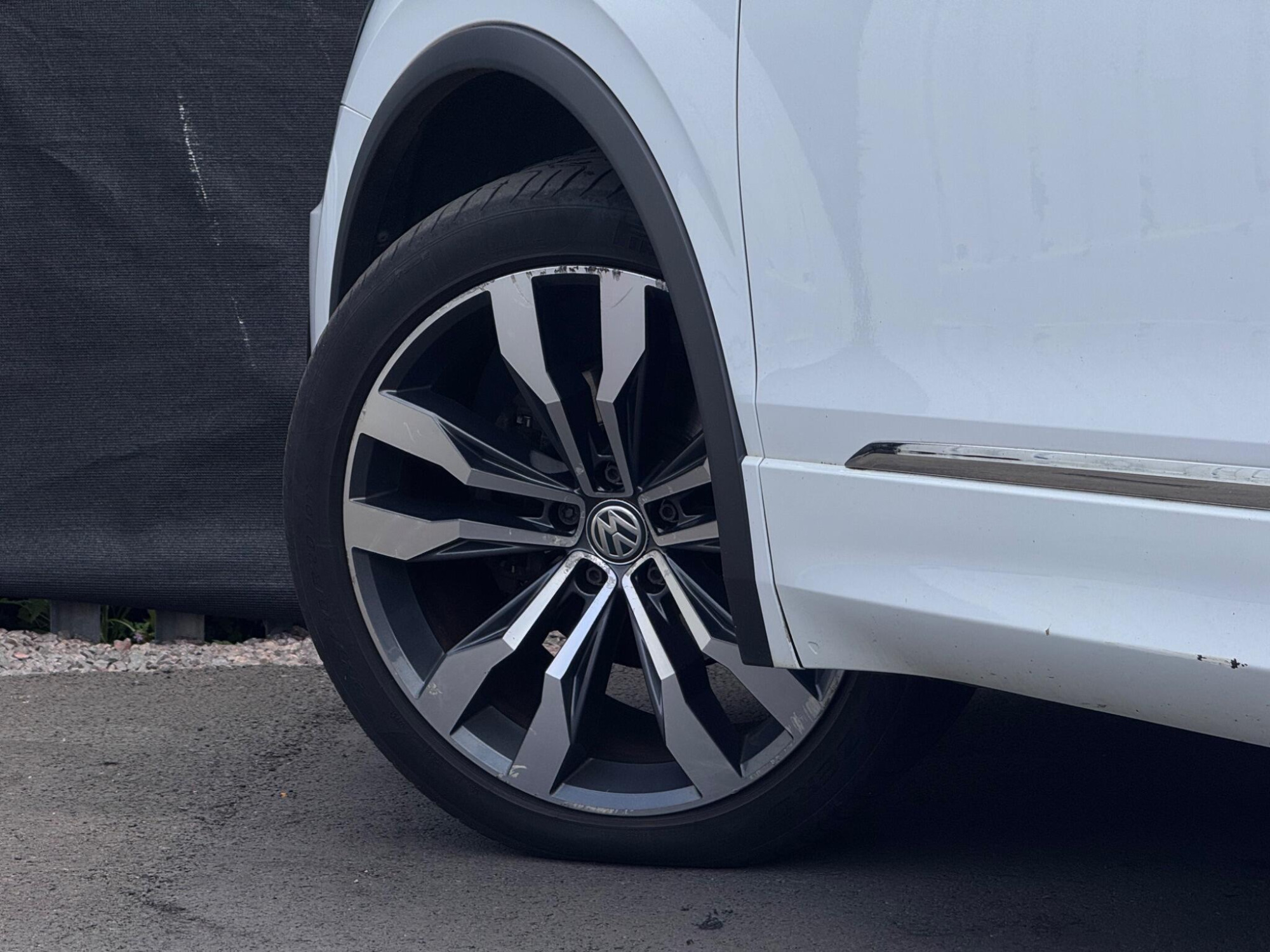 2017 Volkswagen Tiguan image 13
