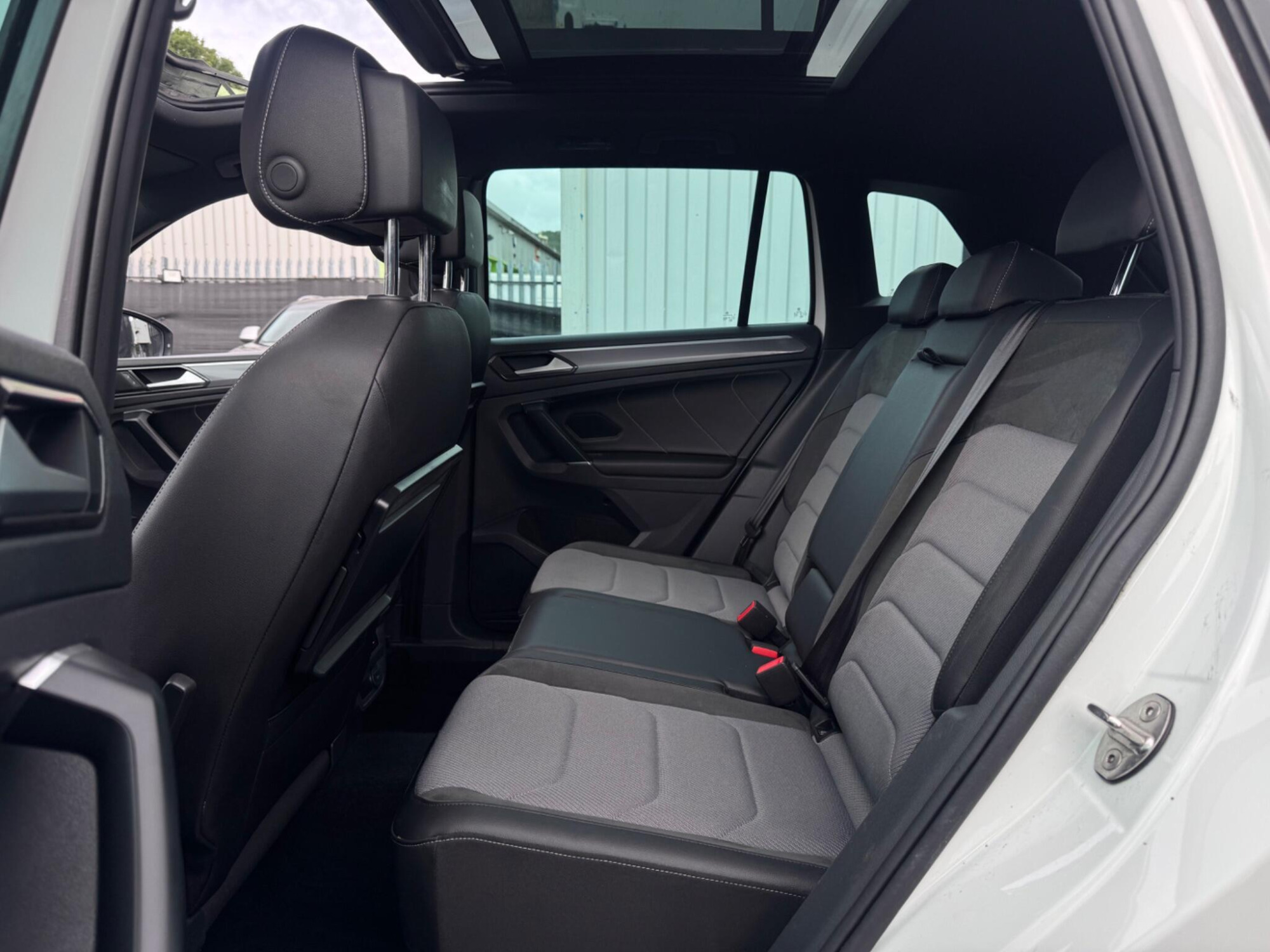 2017 Volkswagen Tiguan image 20