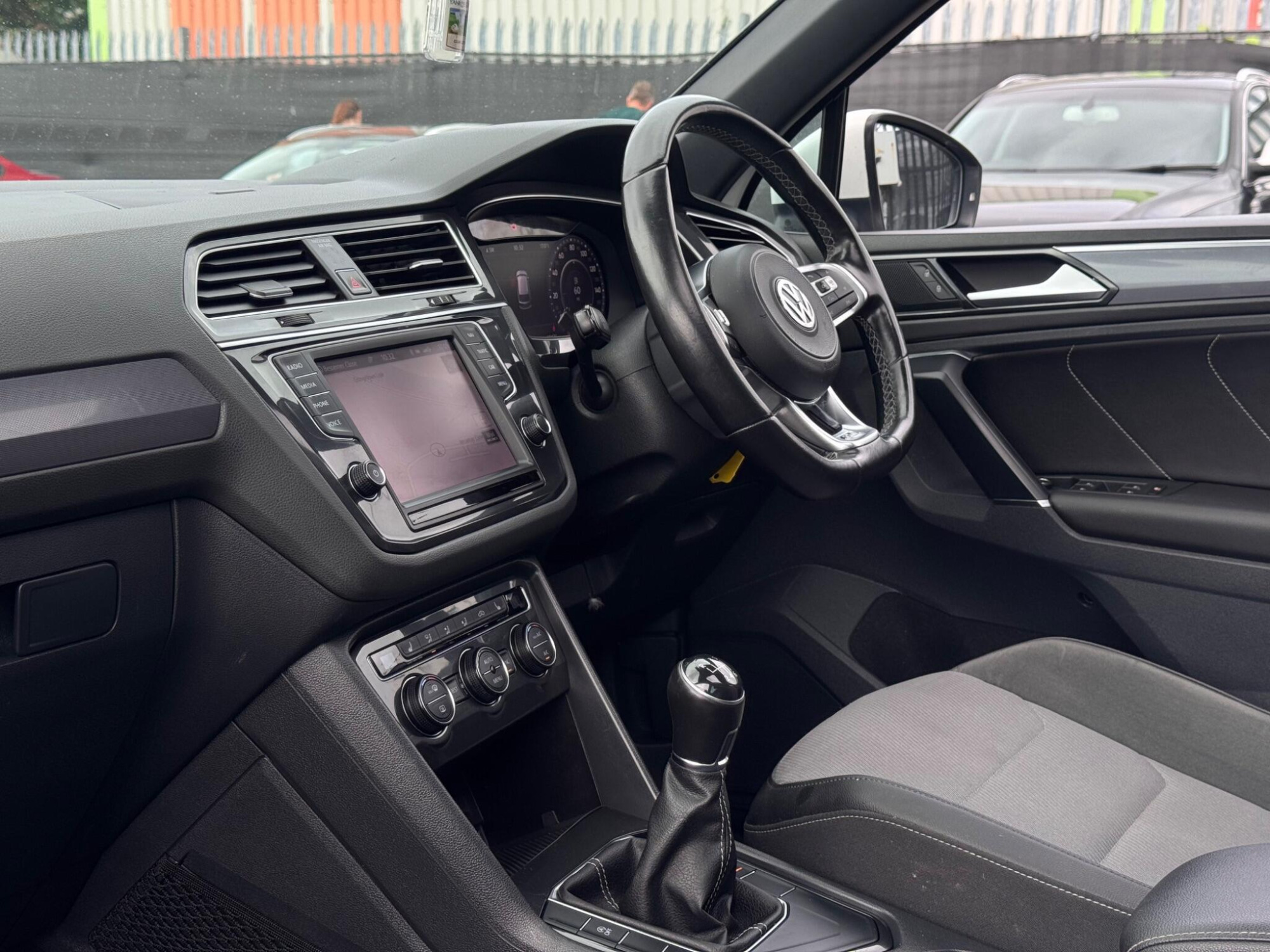 2017 Volkswagen Tiguan image 19