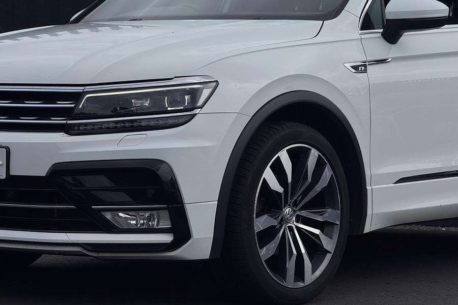 2017 Volkswagen Tiguan photo 9