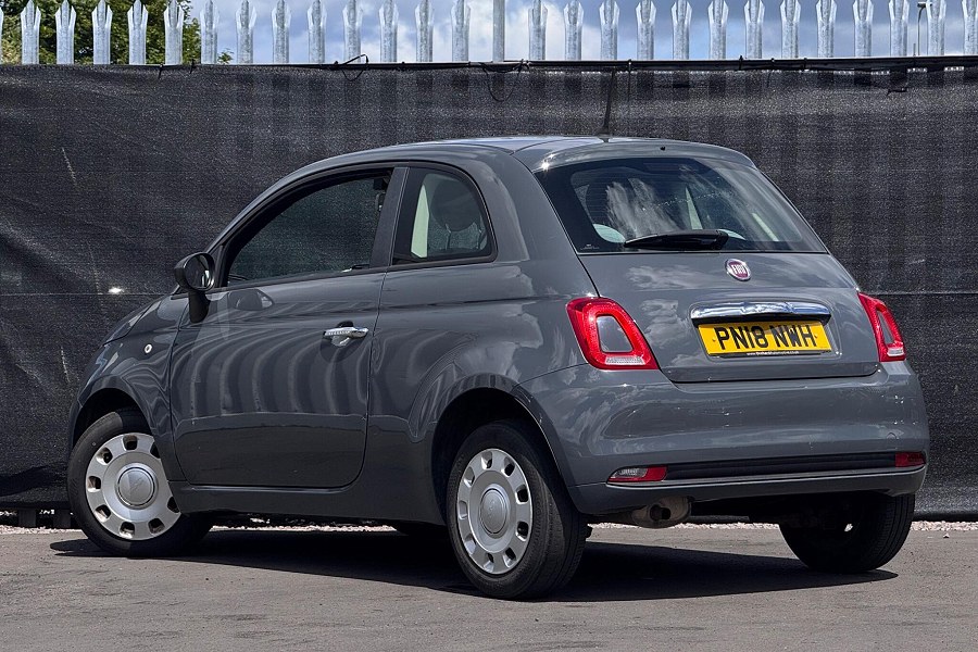 2018 Fiat 500 photo 2