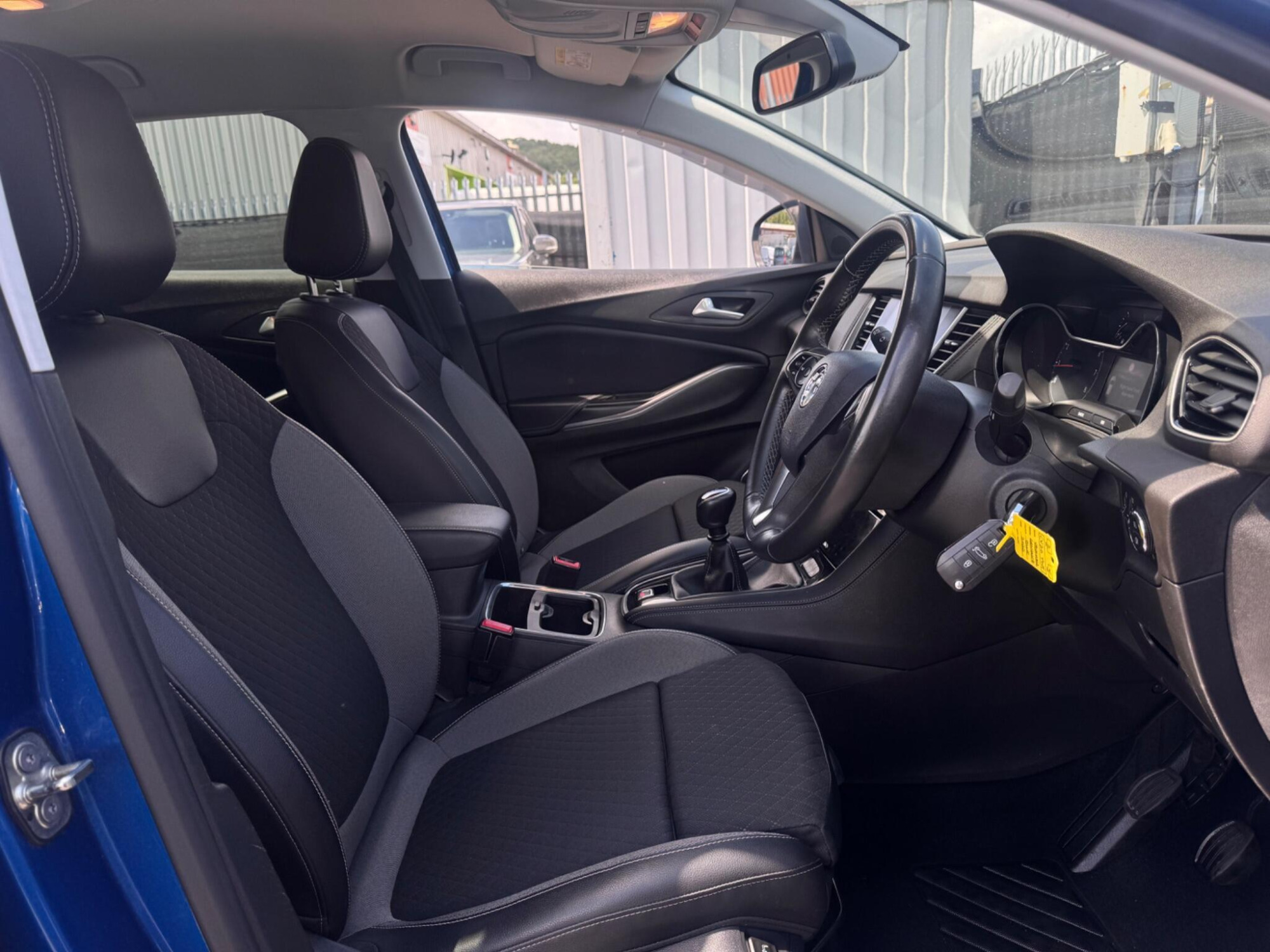 2020 Vauxhall Grandland X image 18