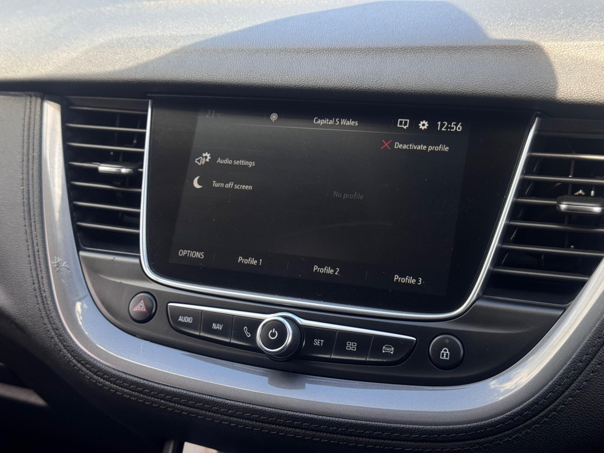 2020 Vauxhall Grandland X image 31