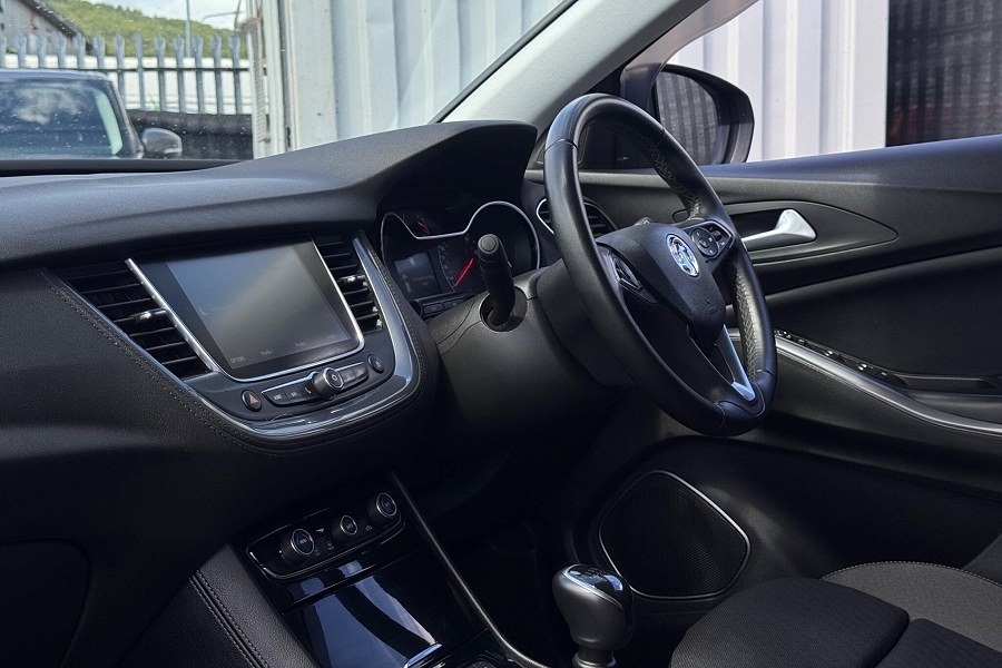 2020 Vauxhall Grandland X photo 14