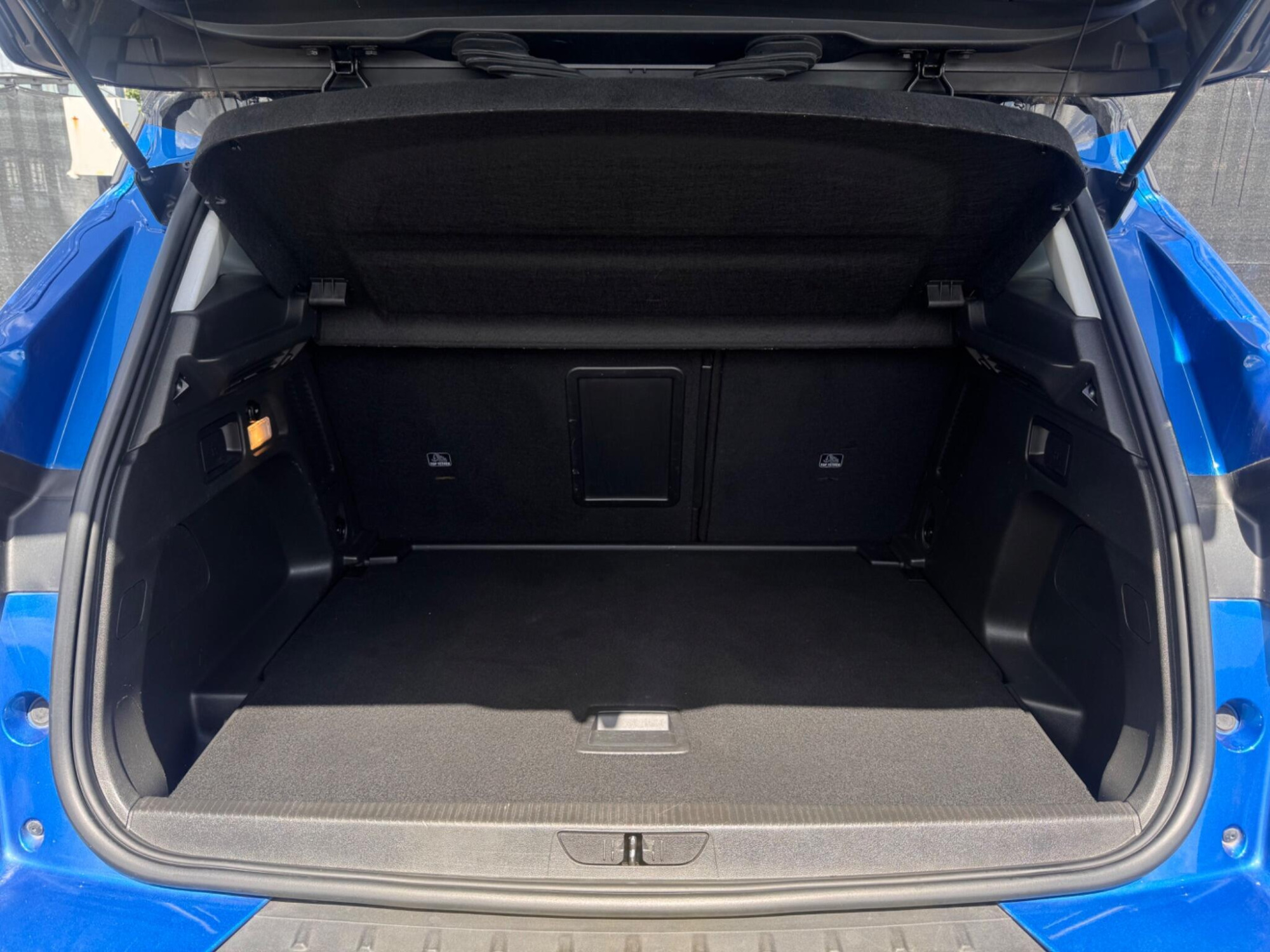 2020 Vauxhall Grandland X image 8