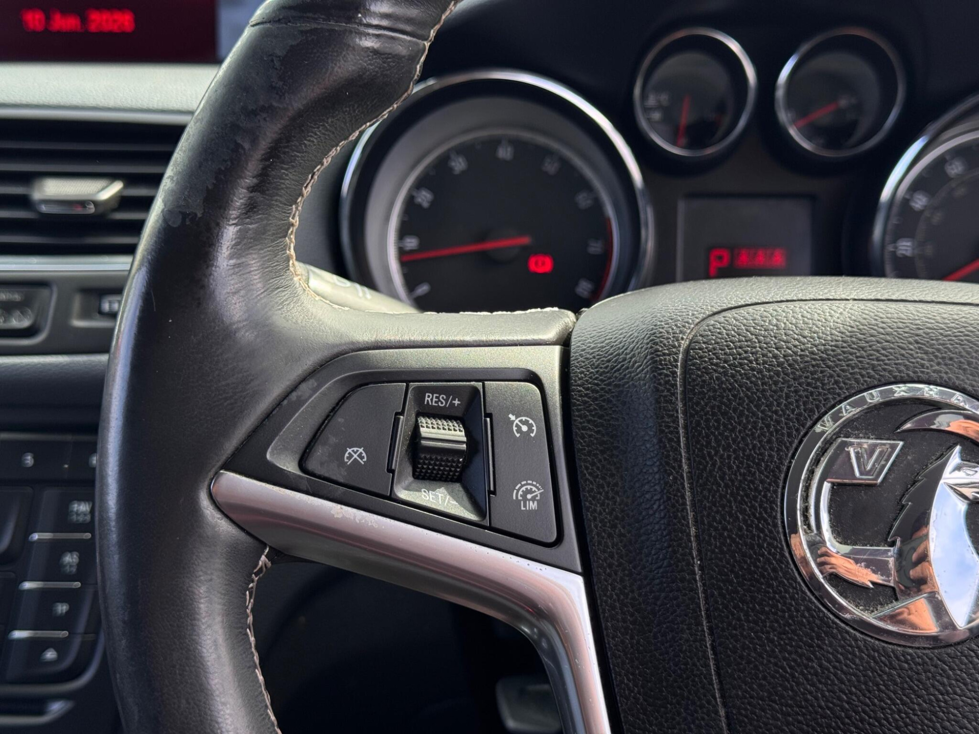 2016 Vauxhall Mokka image 25