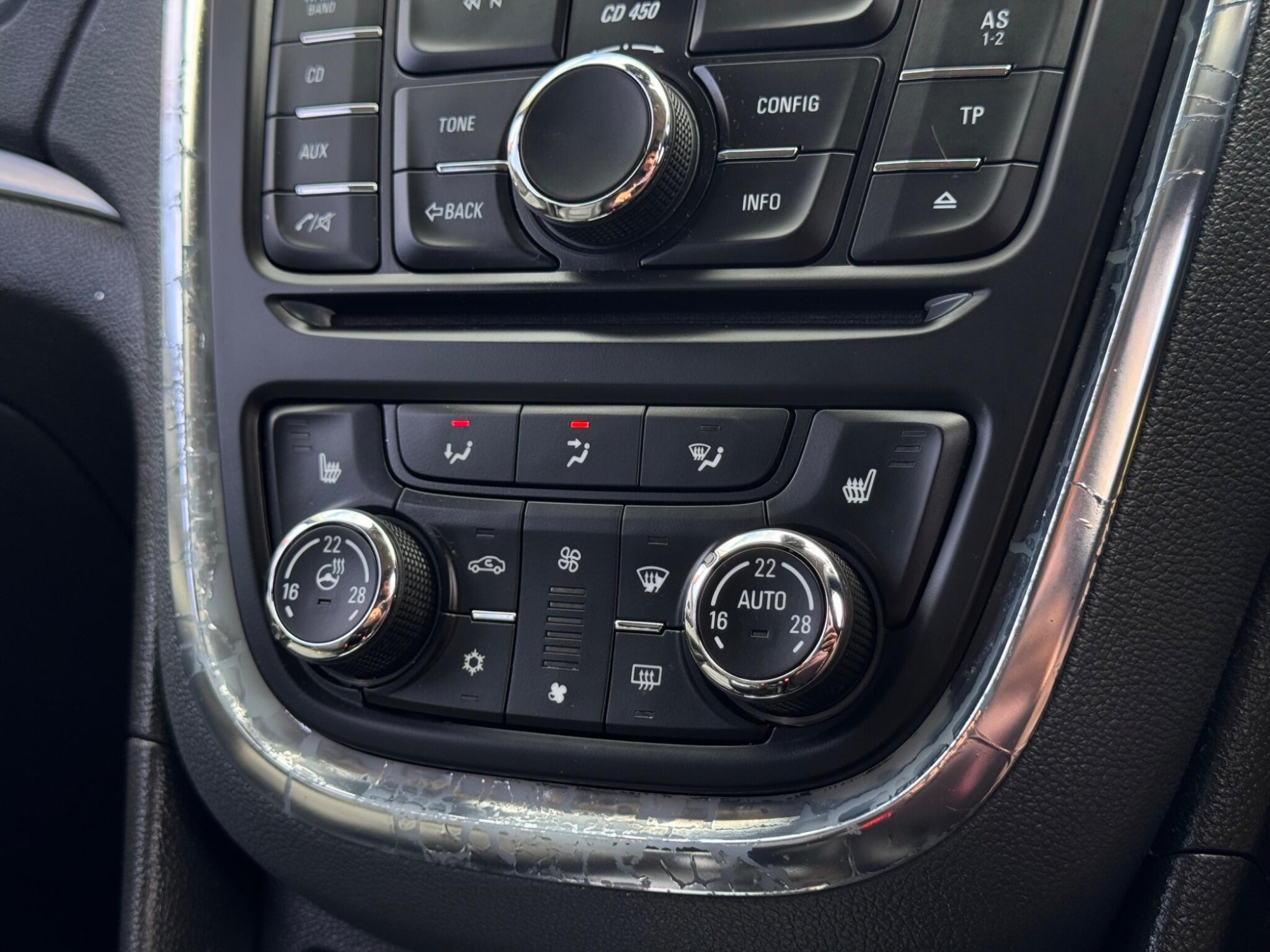 2016 Vauxhall Mokka image 30
