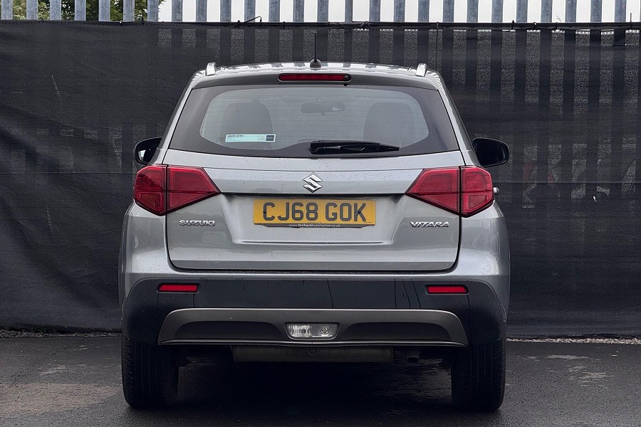 2019 Suzuki Vitara photo 5