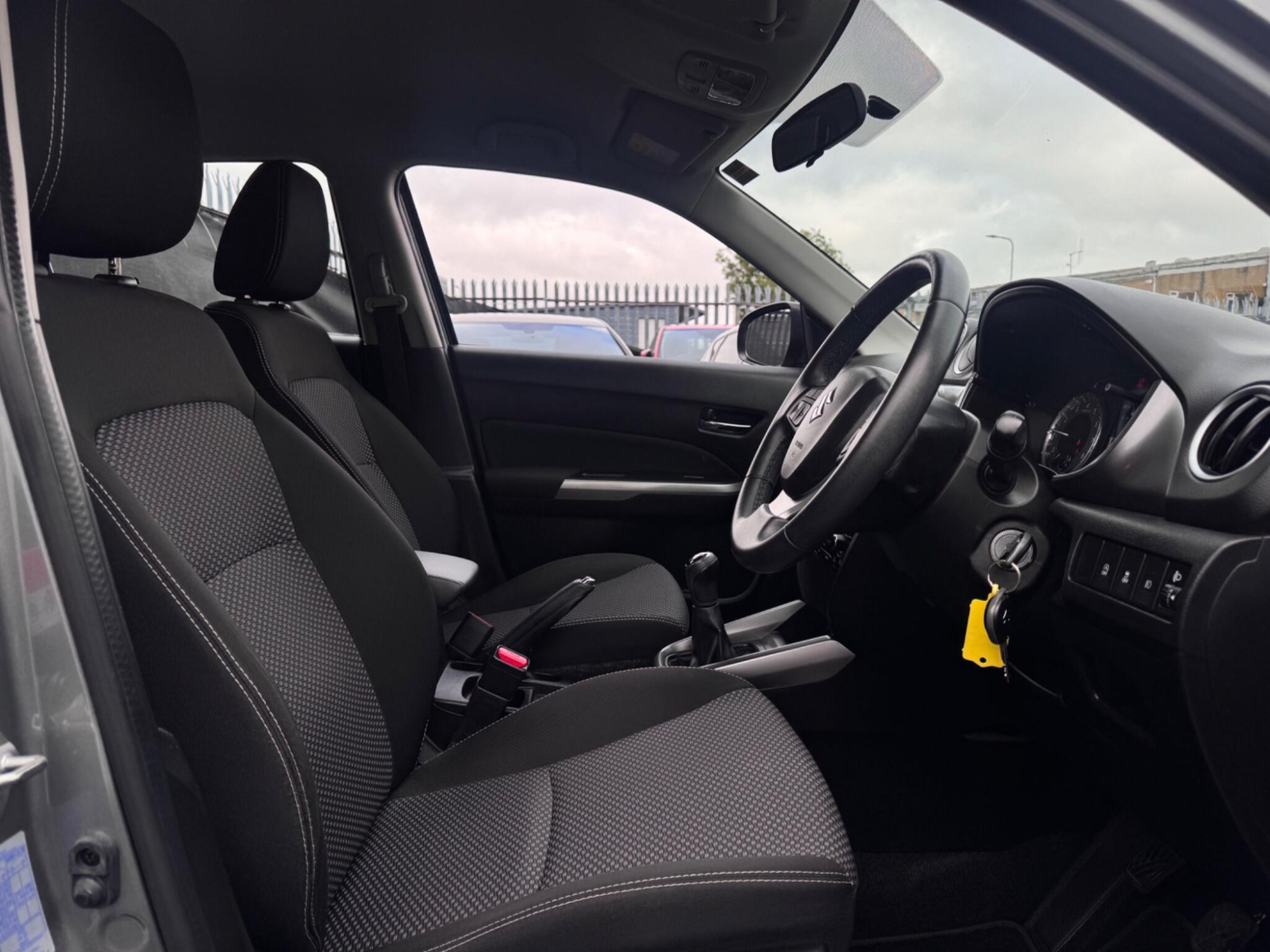 2019 Suzuki Vitara image 13
