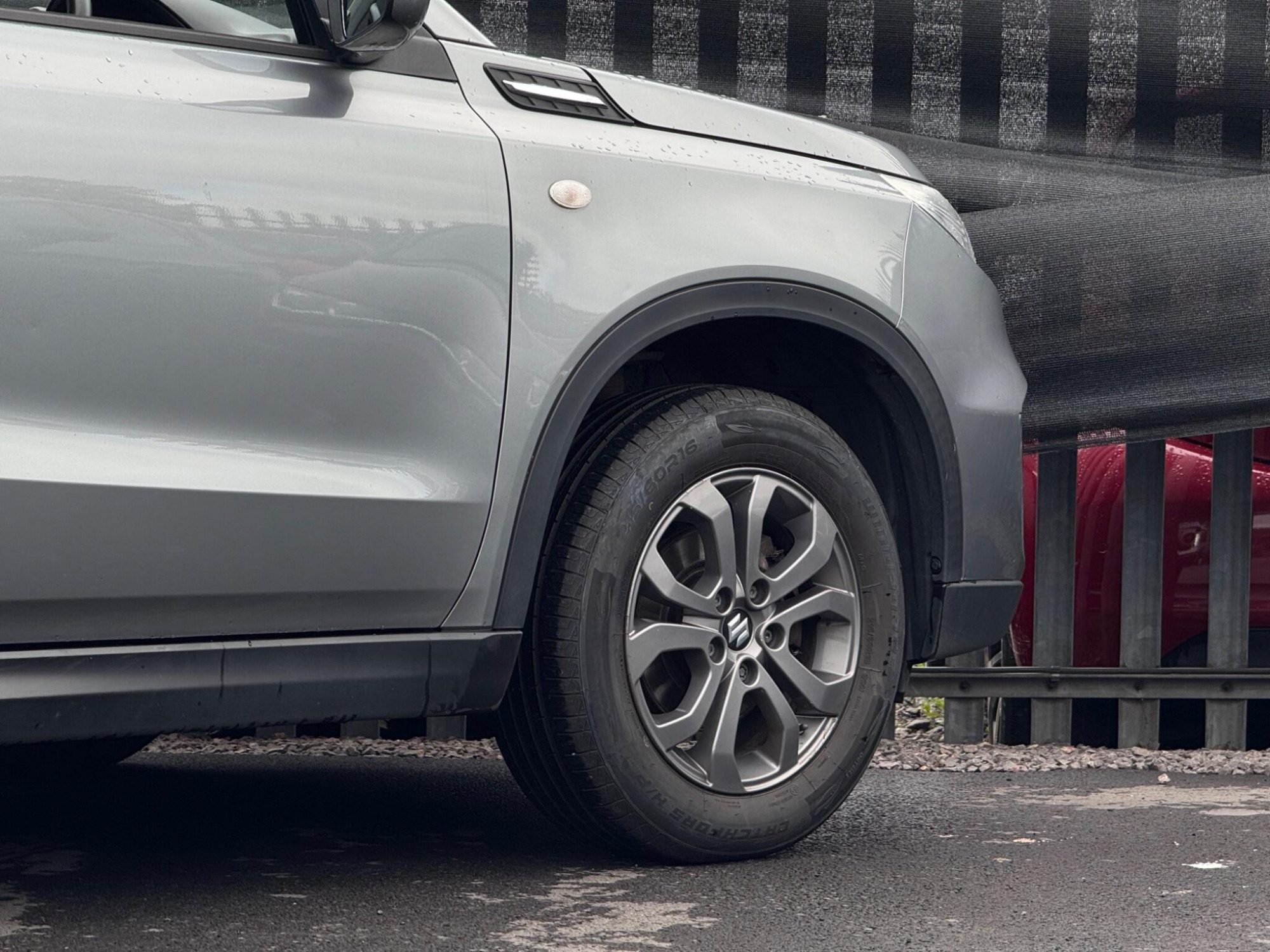 2019 Suzuki Vitara image 8