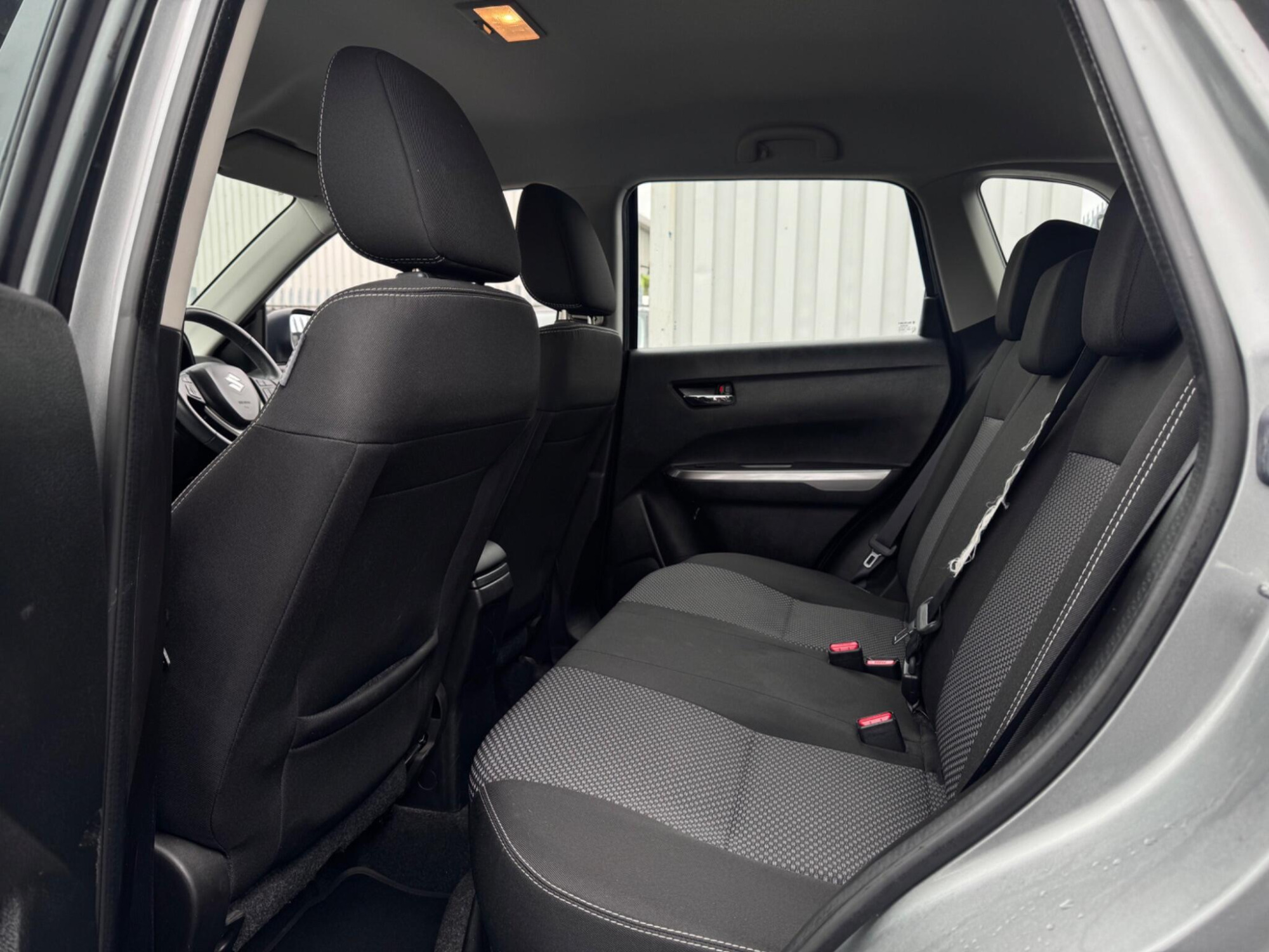 2019 Suzuki Vitara image 18