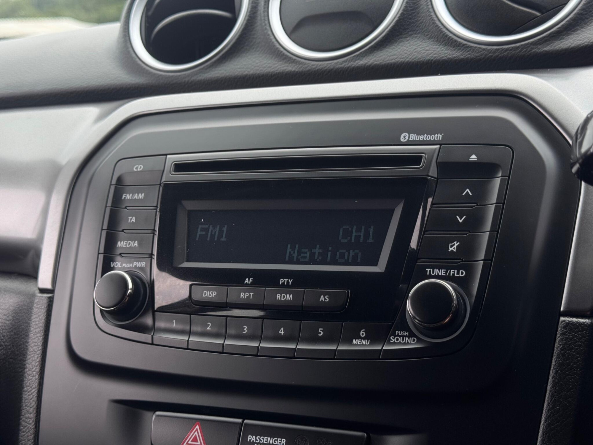 2019 Suzuki Vitara image 21