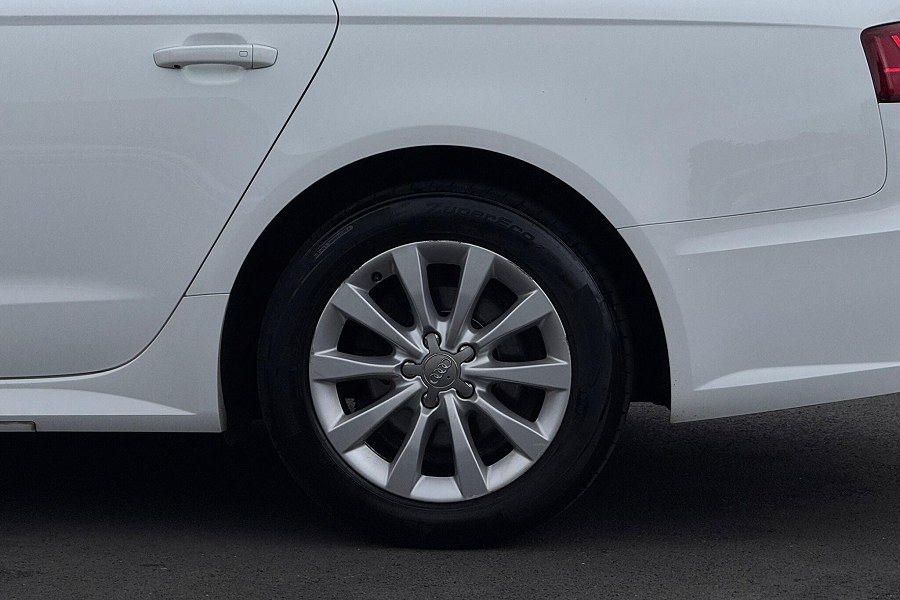 2018 Audi A6 Saloon photo 13
