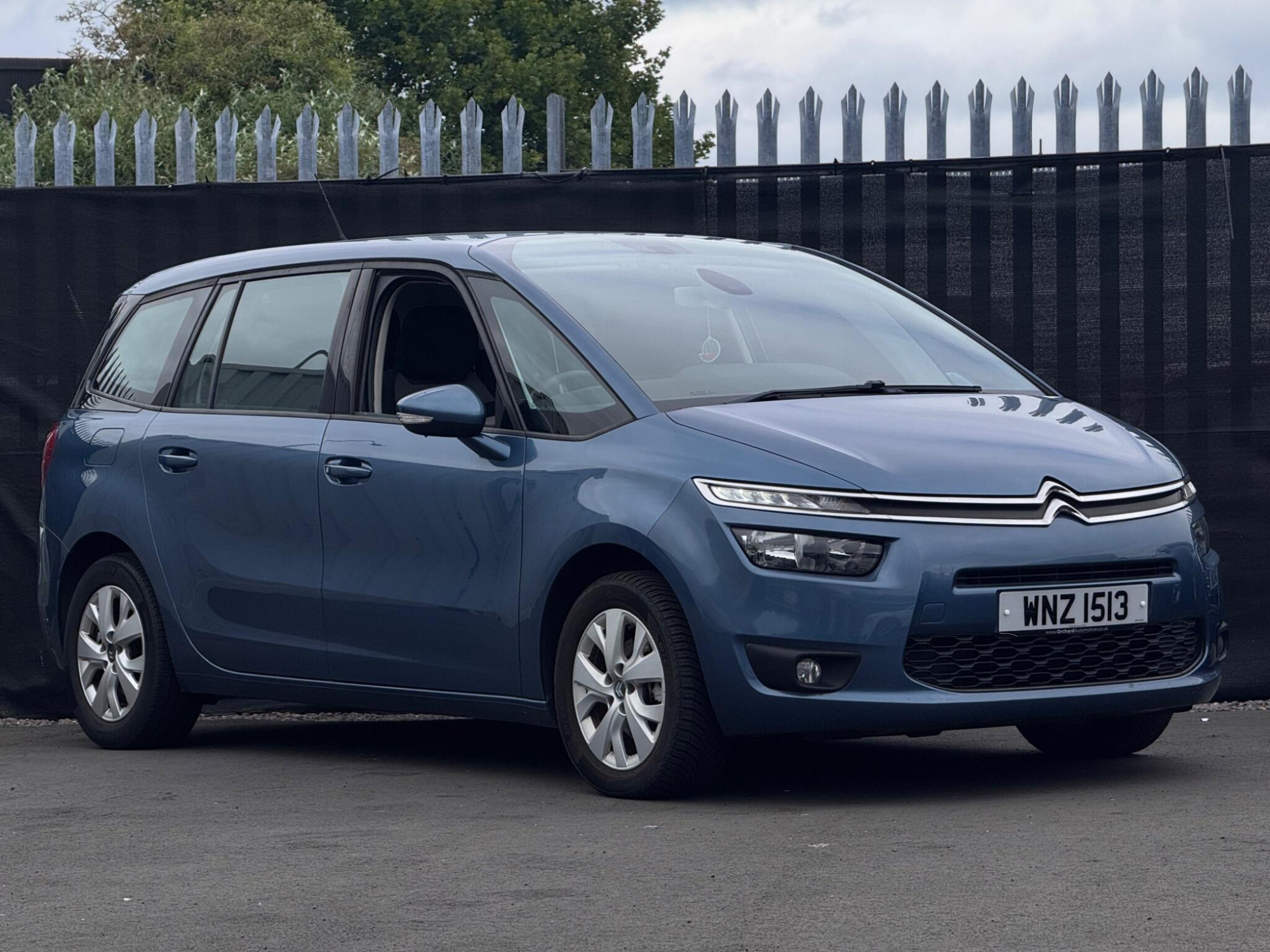 2016 Citroen Grand C4 Picasso 1.6 BlueHDi VTR+ Euro 6 (s/s) 5dr for sale at Orchard Automotive