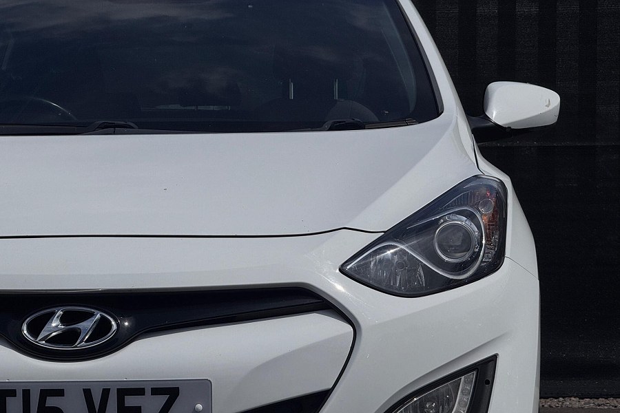 2015 Hyundai i30 photo 13