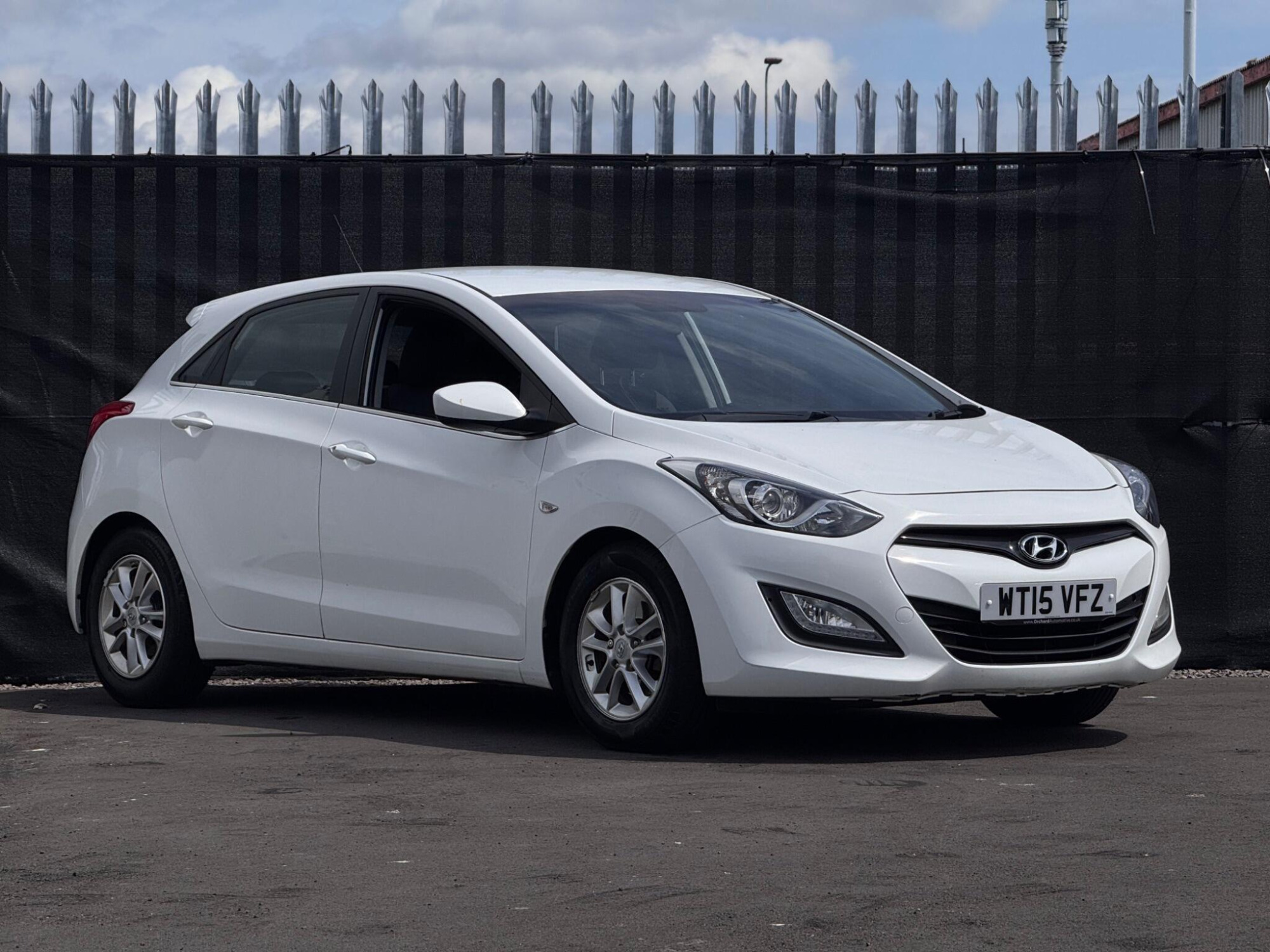 2015 Hyundai i30 1.6 CRDi Blue Drive SE Euro 6 (s/s) 5dr for sale at Orchard Automotive