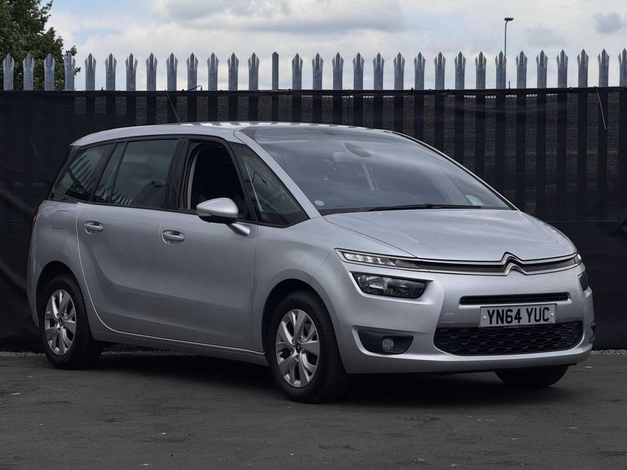 2014 Citroen Grand C4 Picasso 1.6 e-HDi Airdream VTR+ Euro 5 (s/s) 5dr for sale at Orchard Automotive