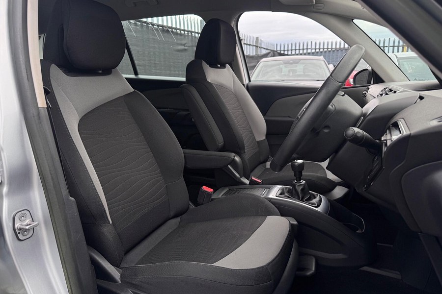 2014 Citroen Grand C4 Picasso photo 11