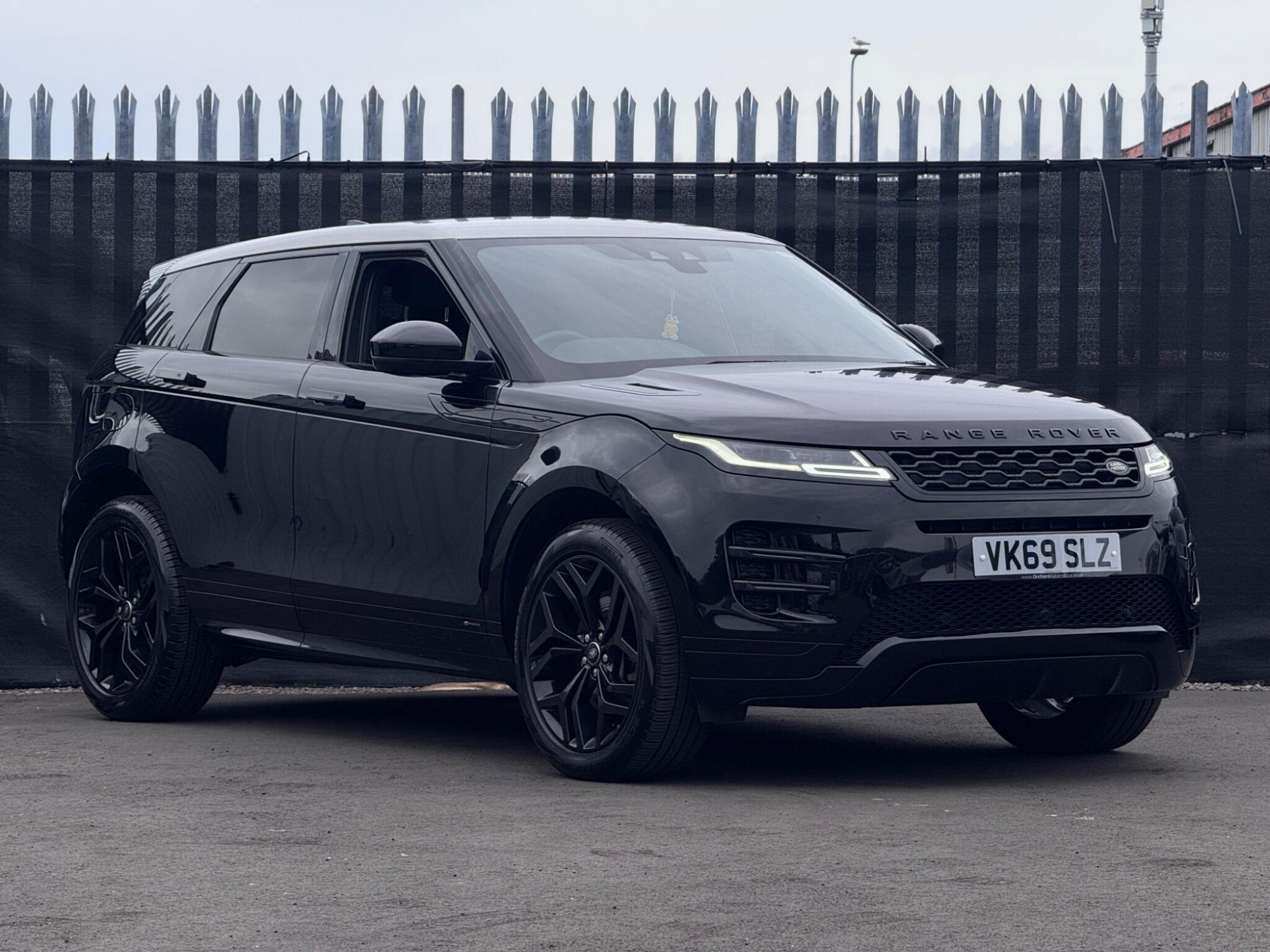 2019 Land Rover Range Rover Evoque 2.0 D150 R-Dynamic S Auto 4WD Euro 6 (s/s) 5dr for sale at Orchard Automotive