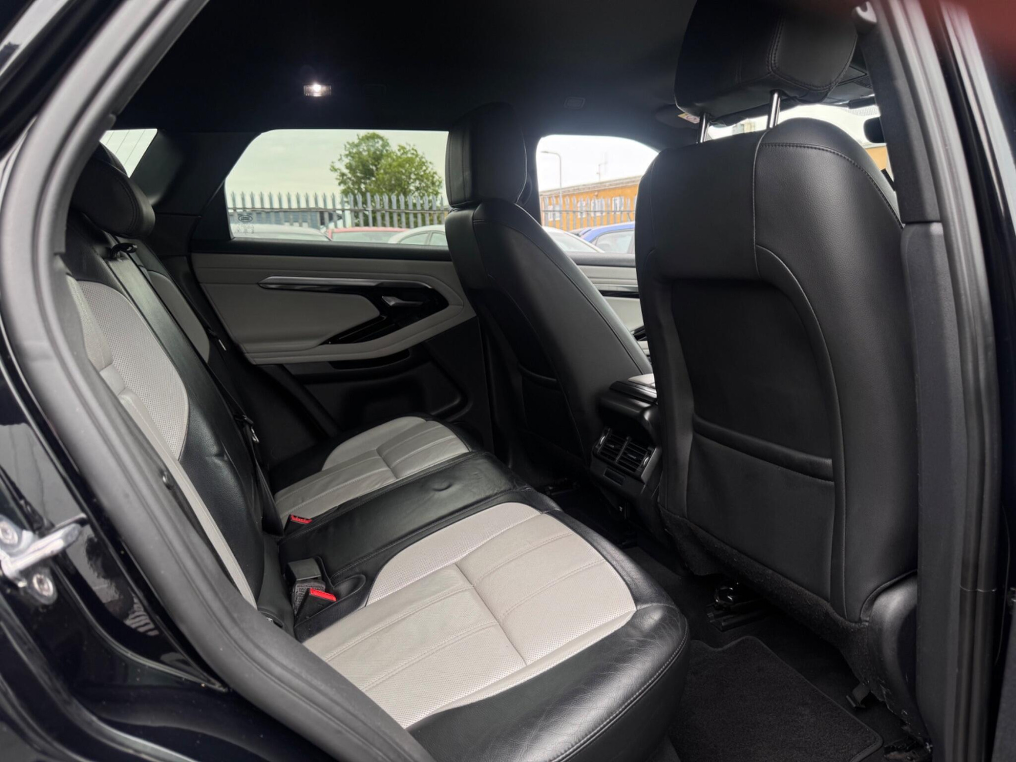 2019 Land Rover Range Rover Evoque image 20