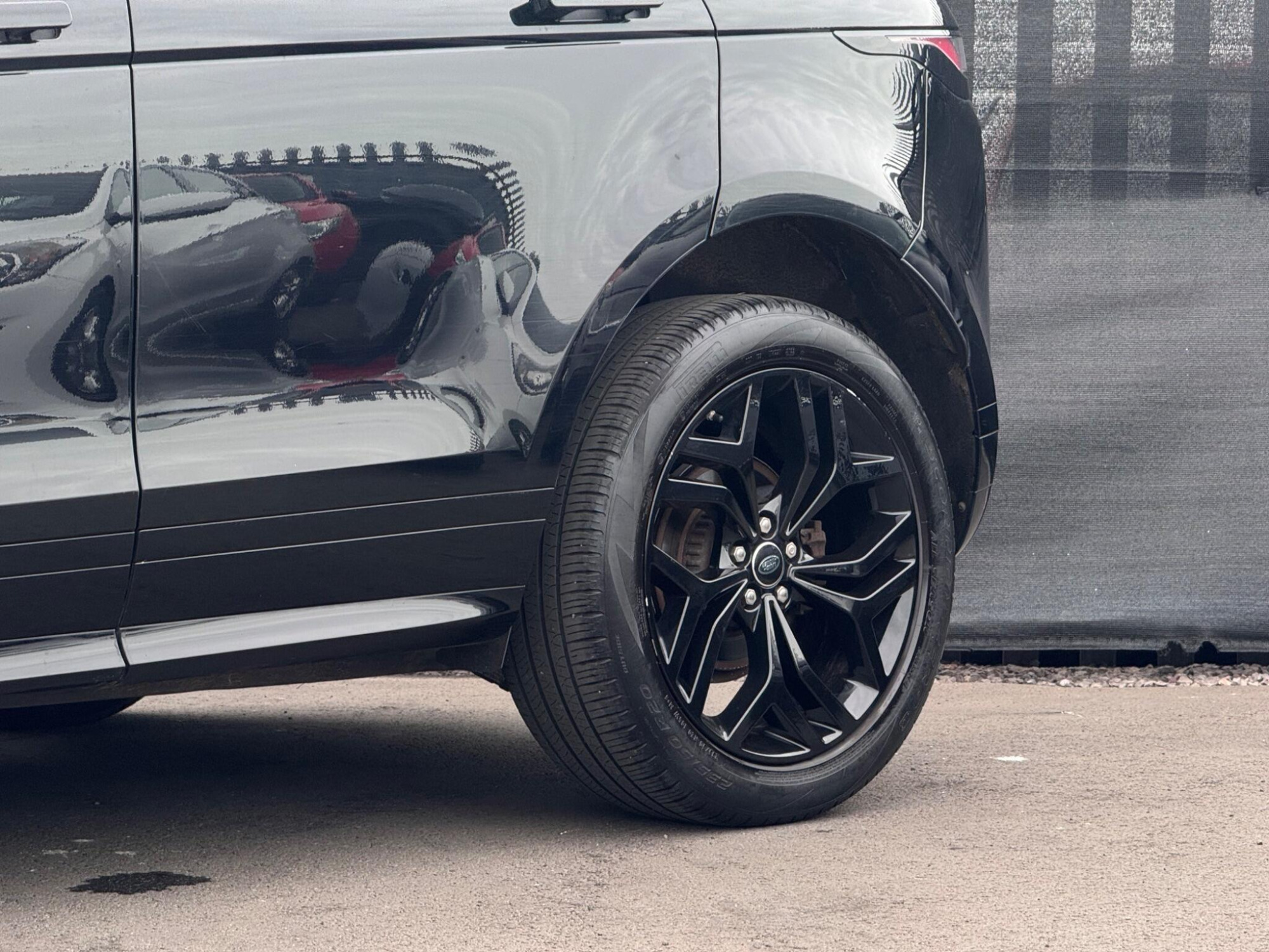 2019 Land Rover Range Rover Evoque image 14