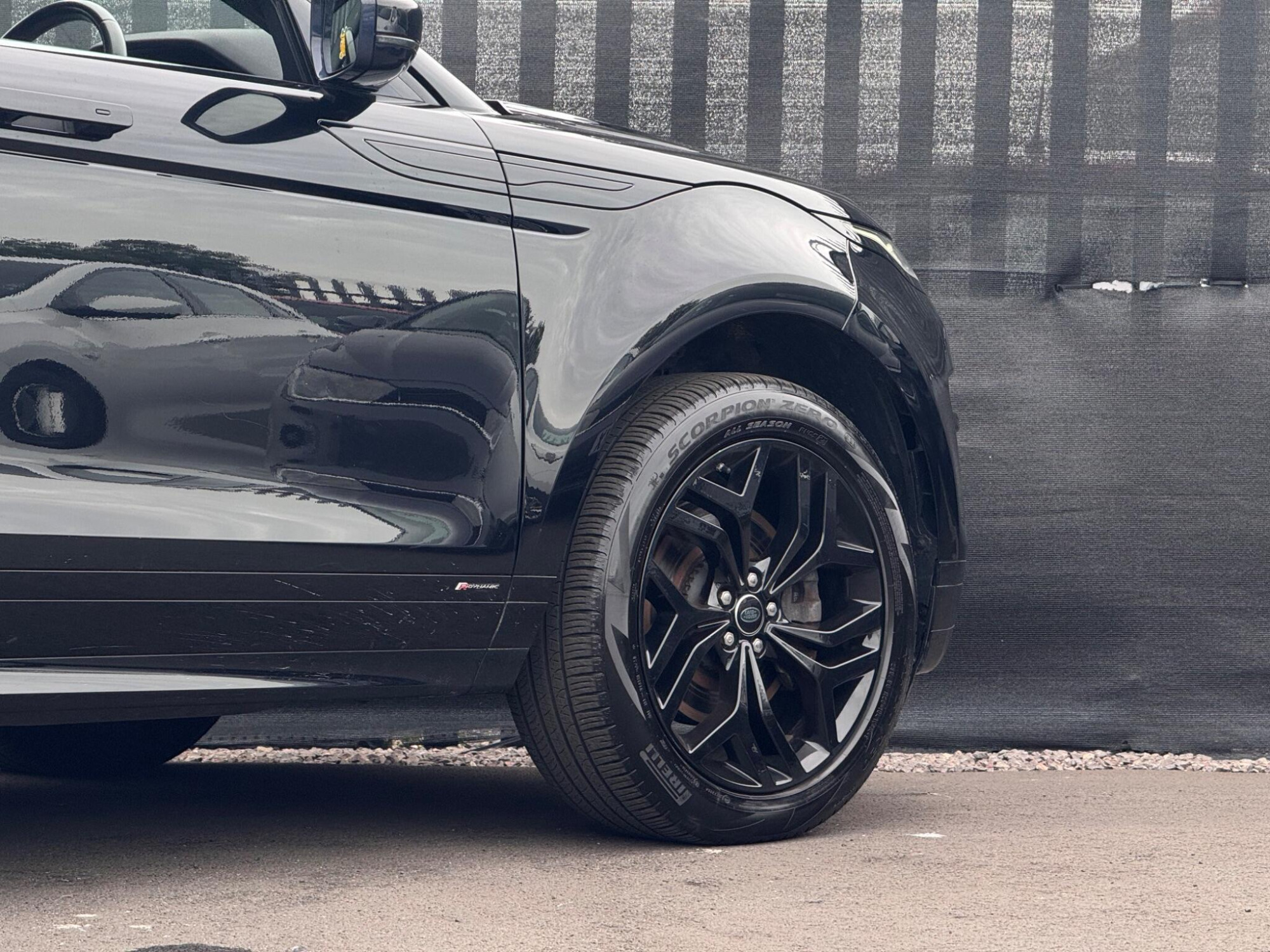 2019 Land Rover Range Rover Evoque image 10