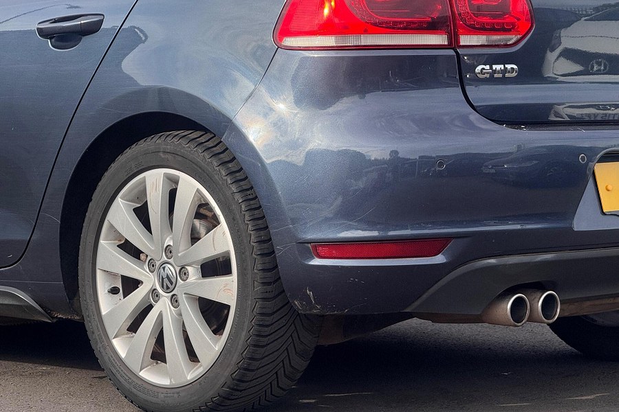 2011 Volkswagen Golf photo 8