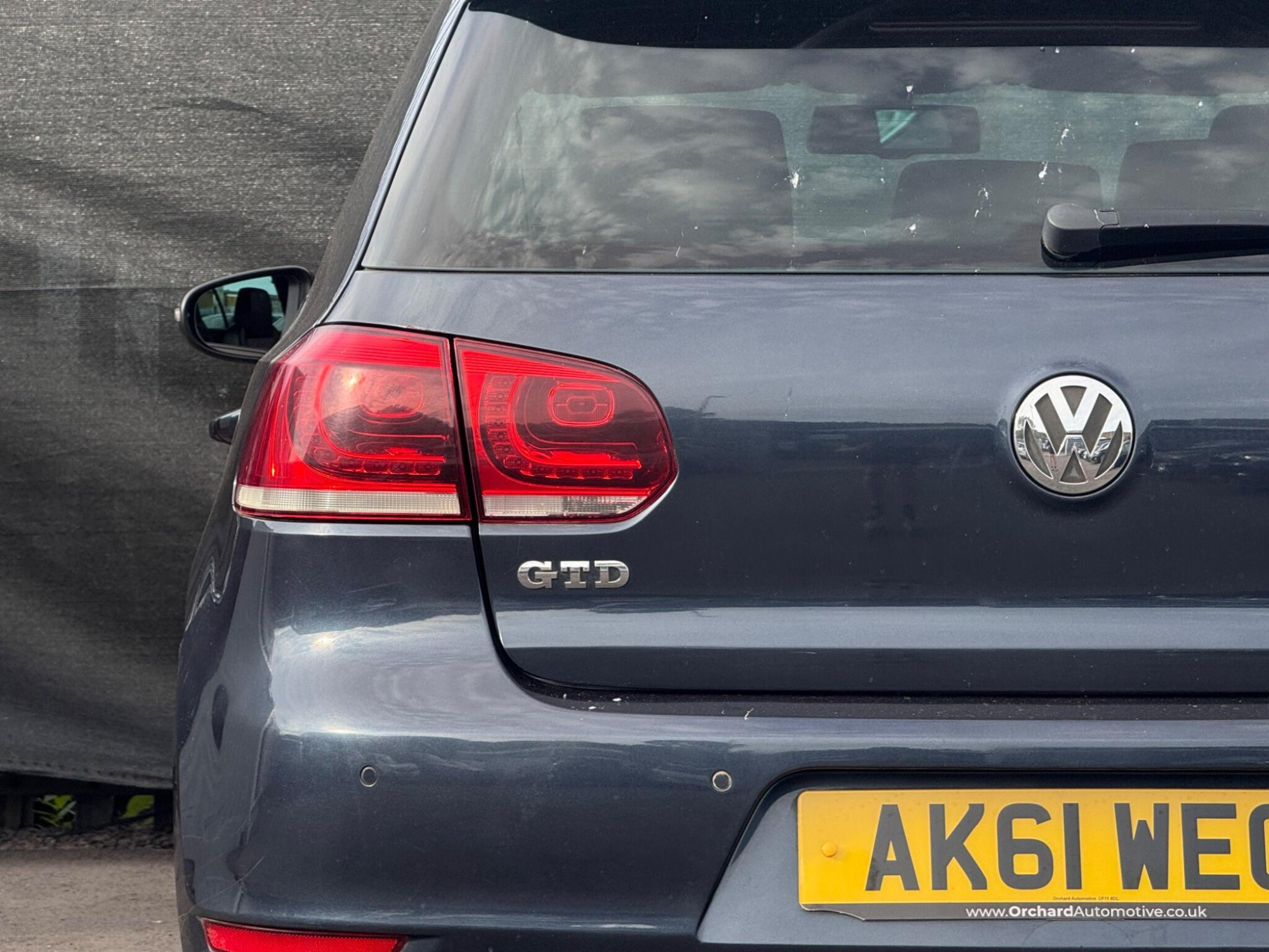 2011 Volkswagen Golf image 7