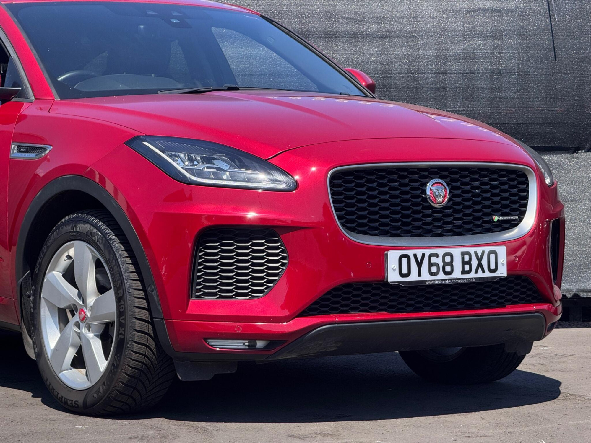 2018 Jaguar E-PACE image 10
