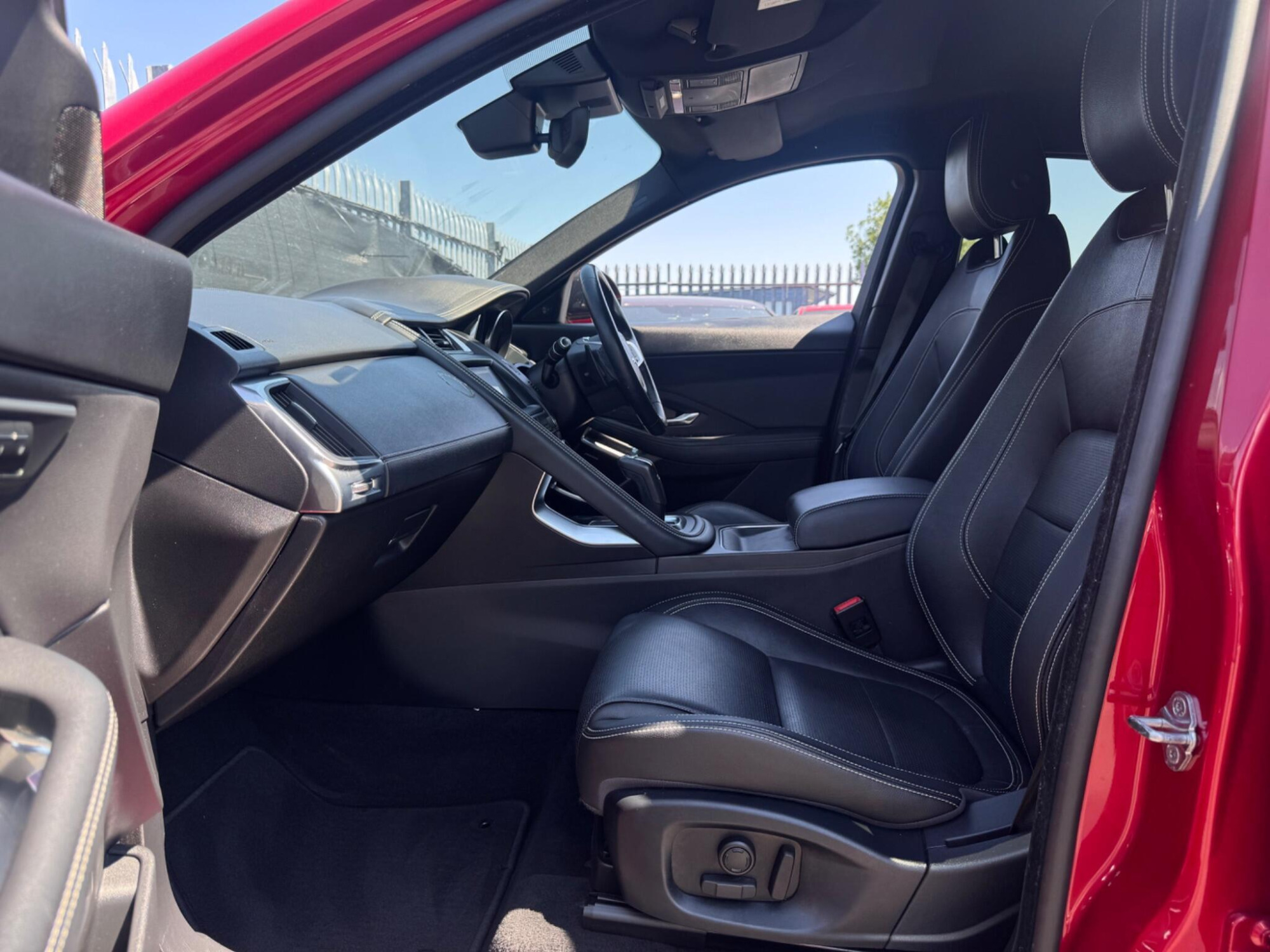 2018 Jaguar E-PACE image 17