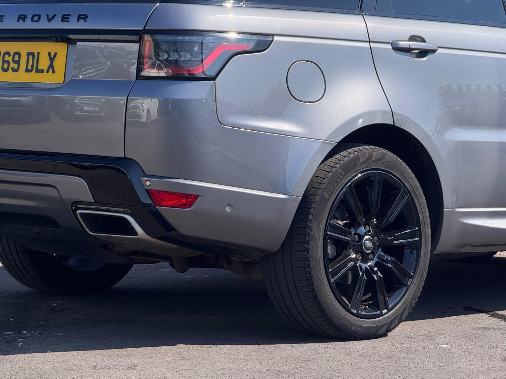 2019 Land Rover Range Rover Sport image 14