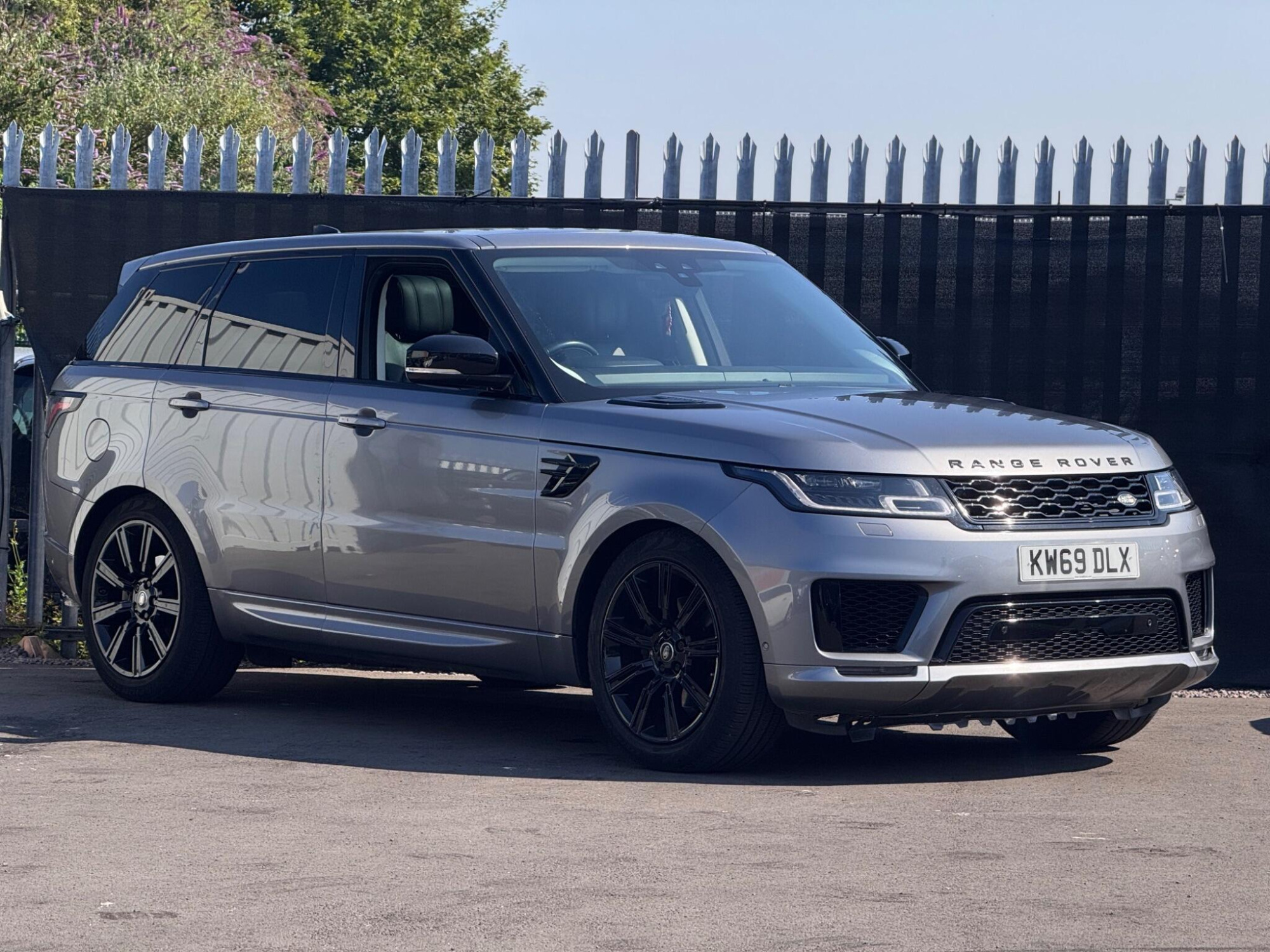 2019 Land Rover Range Rover Sport 3.0 SD V6 HSE Dynamic Auto 4WD Euro 6 (s/s) 5dr for sale at Orchard Automotive