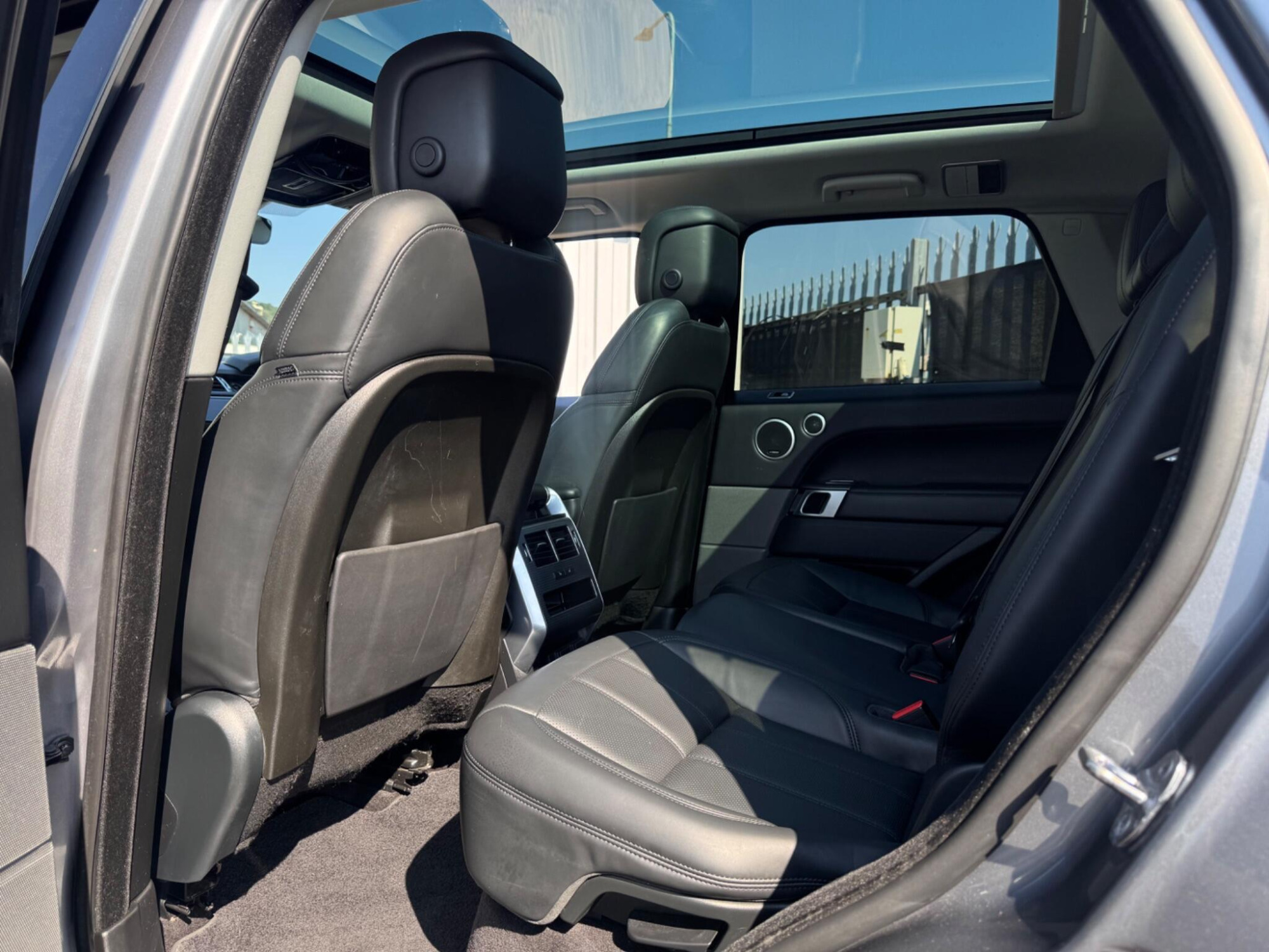 2019 Land Rover Range Rover Sport image 25