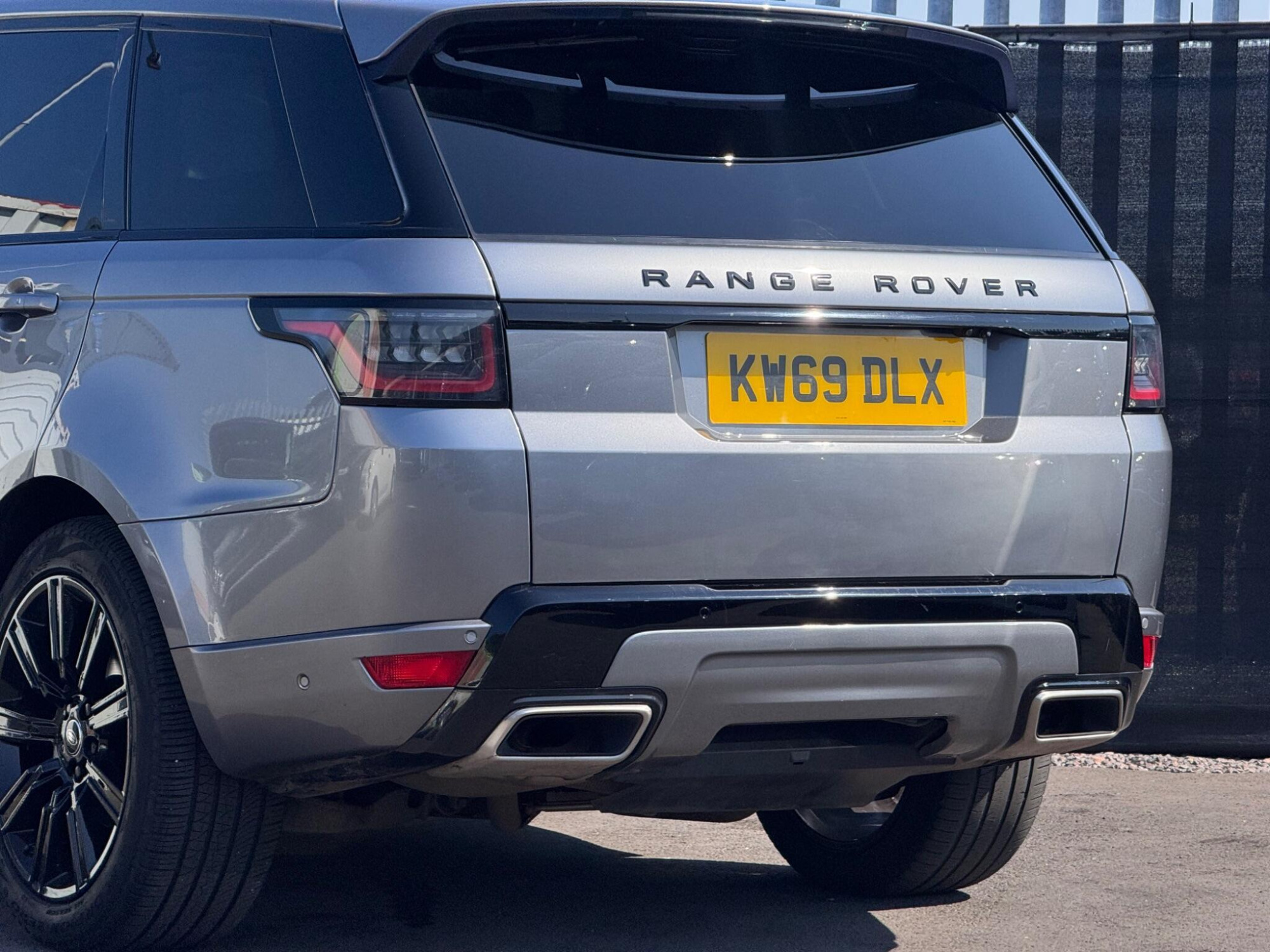2019 Land Rover Range Rover Sport image 12