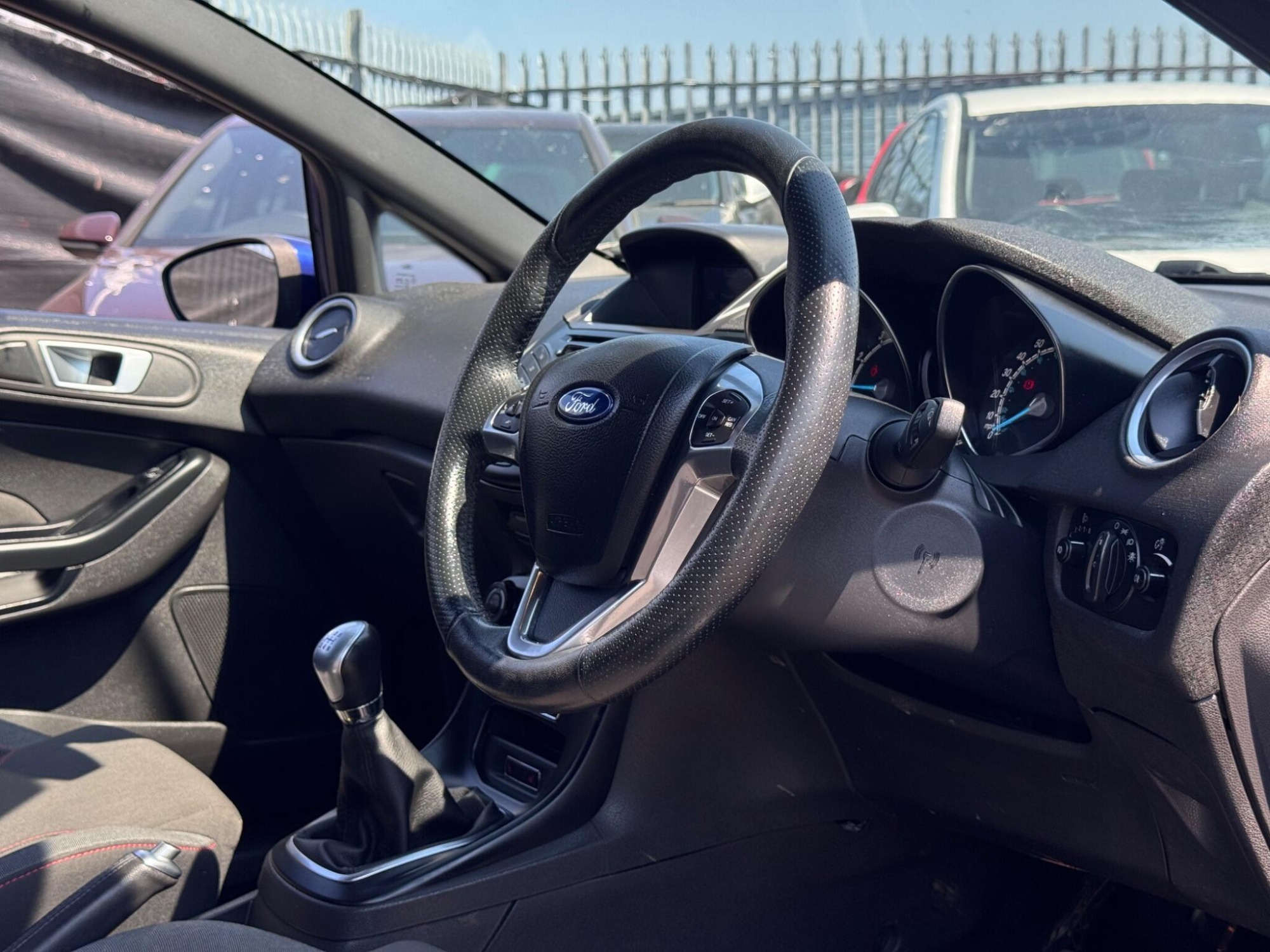 2017 Ford Fiesta image 36