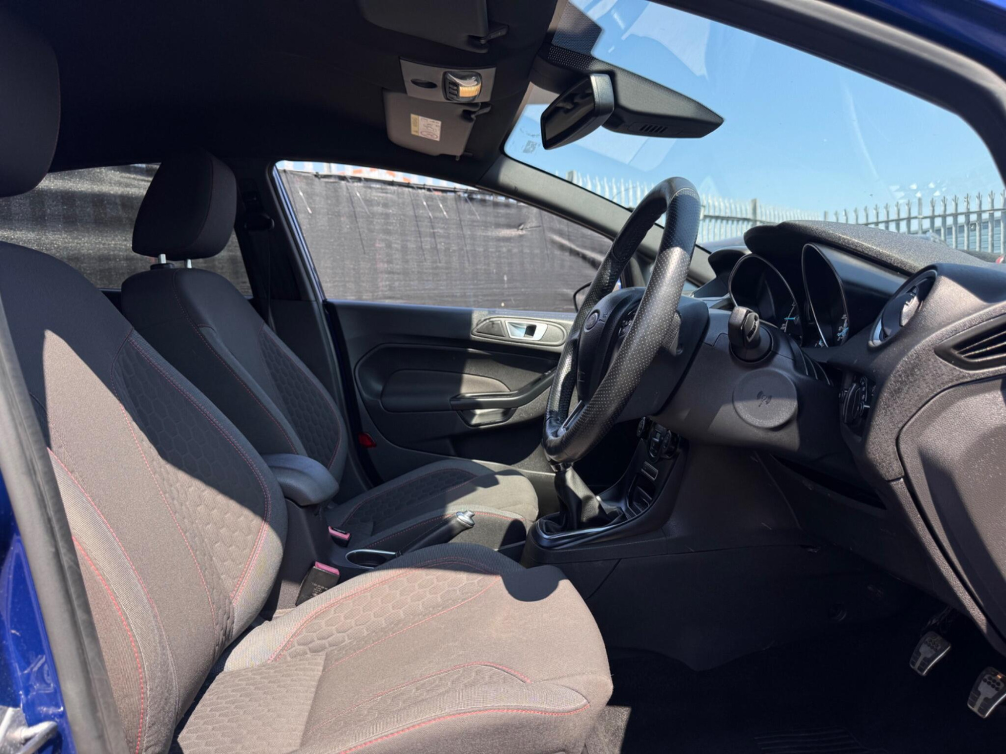 2017 Ford Fiesta image 22
