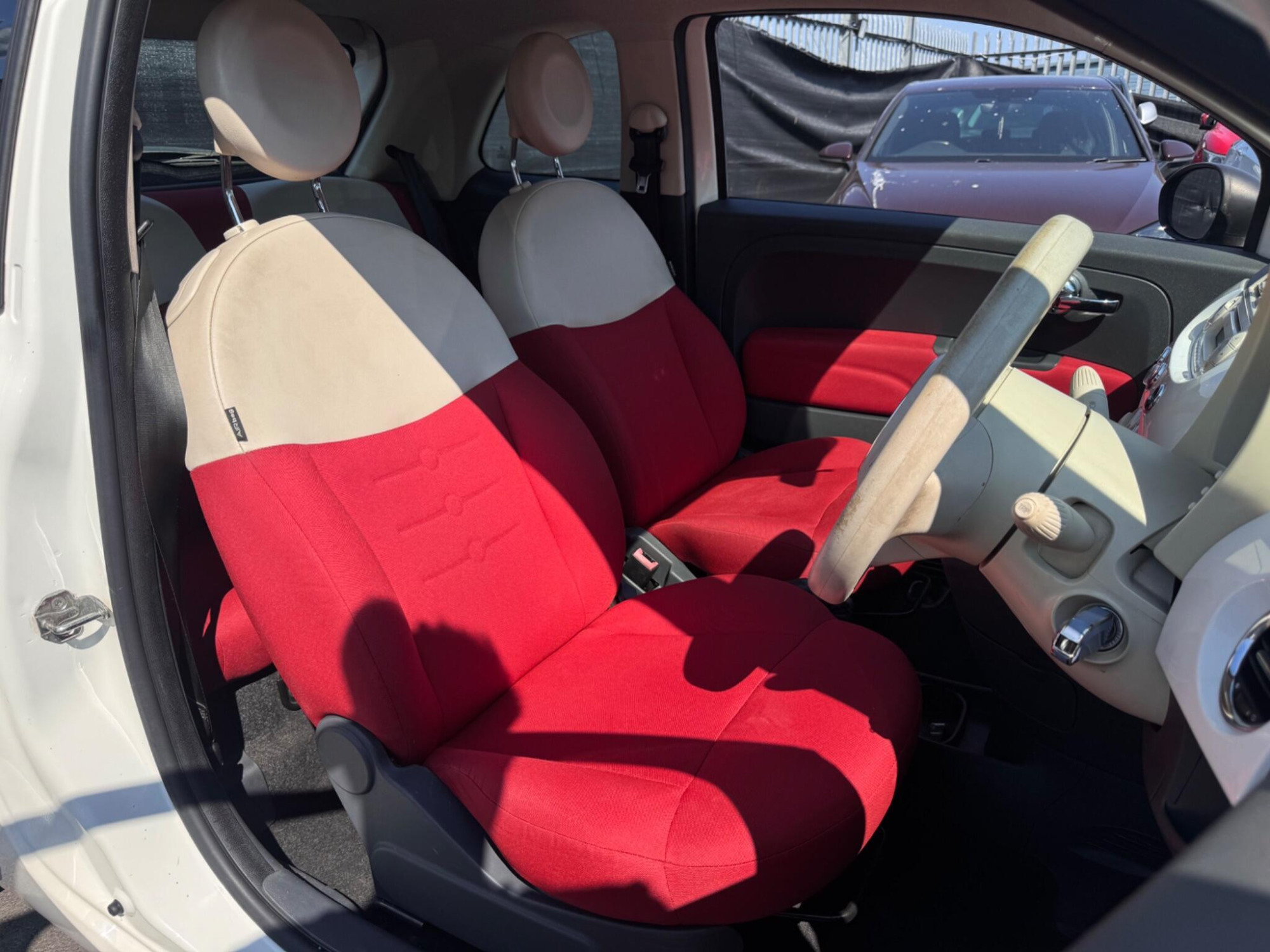 2014 Fiat 500 image 14