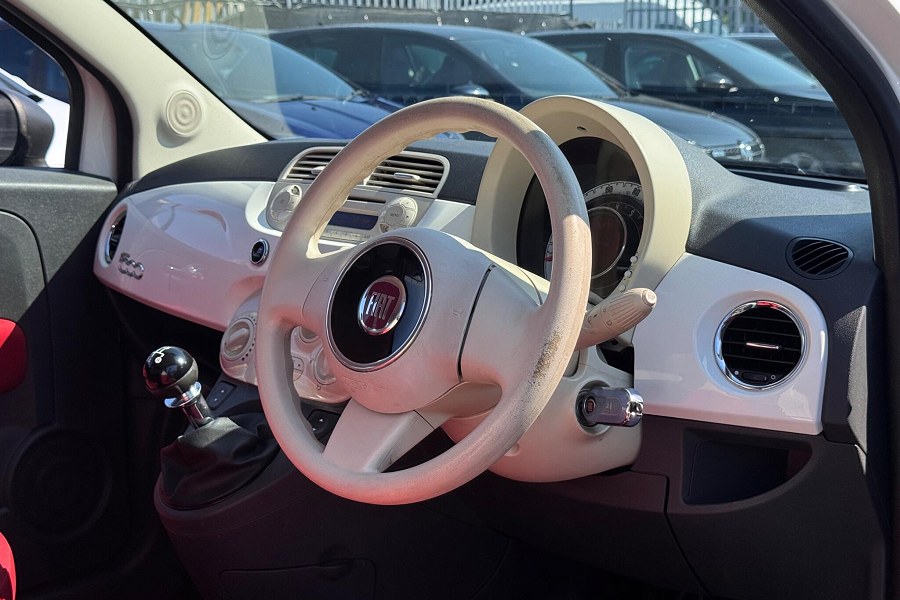 2014 Fiat 500 photo 3