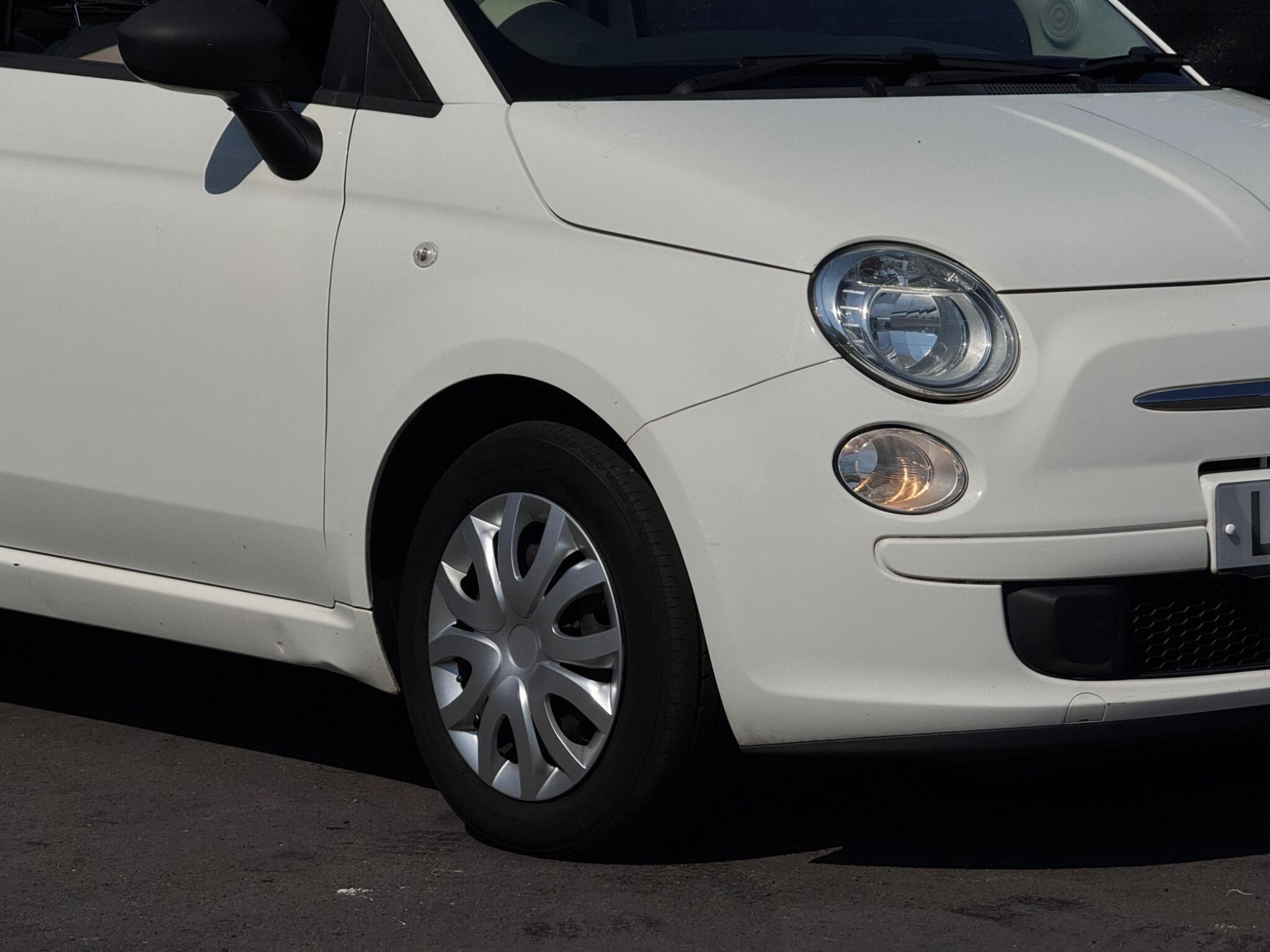 2014 Fiat 500 image 12