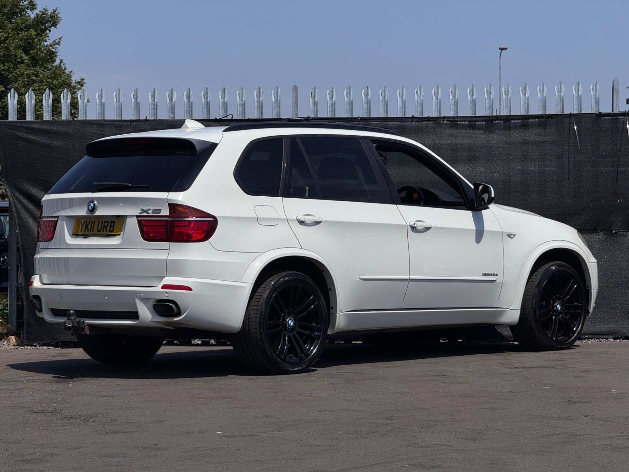 2011 BMW X5 image 16