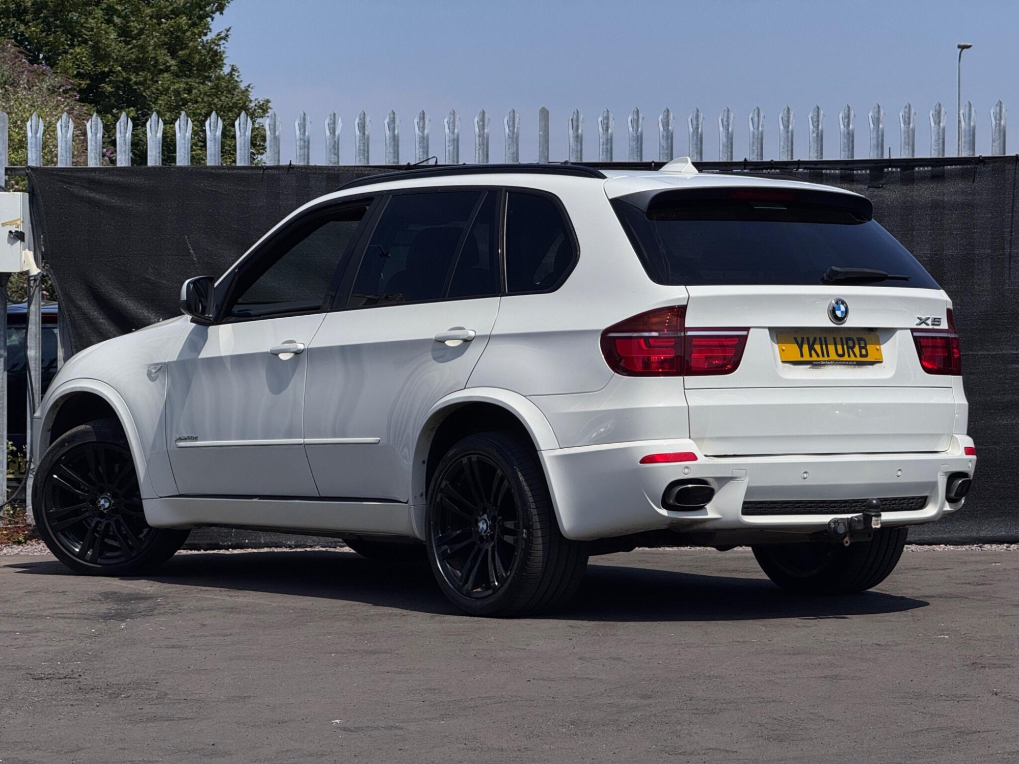 2011 BMW X5 image 2