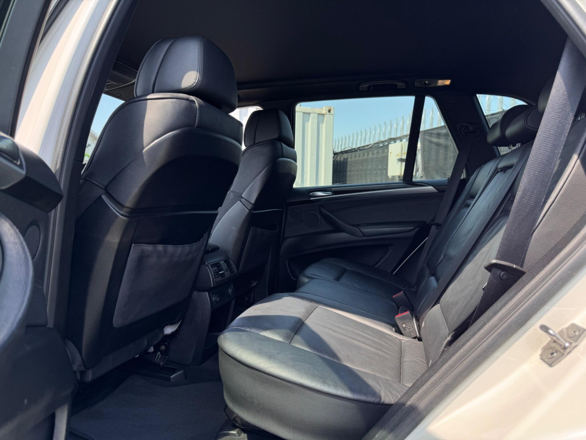 2011 BMW X5 image 28