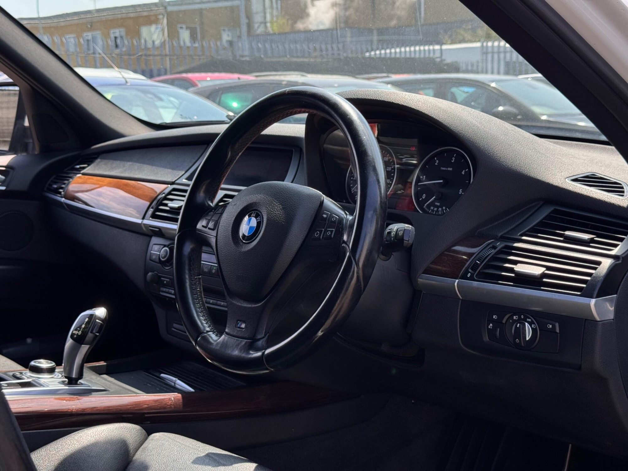 2011 BMW X5 image 6