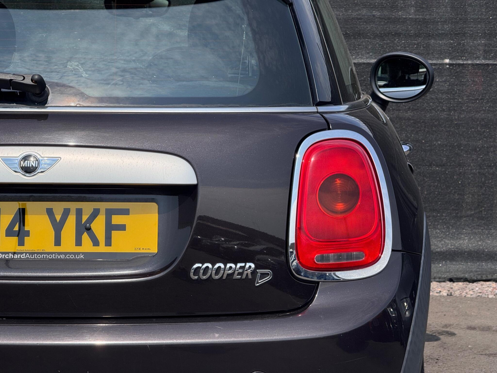2014 MINI Hatch image 6