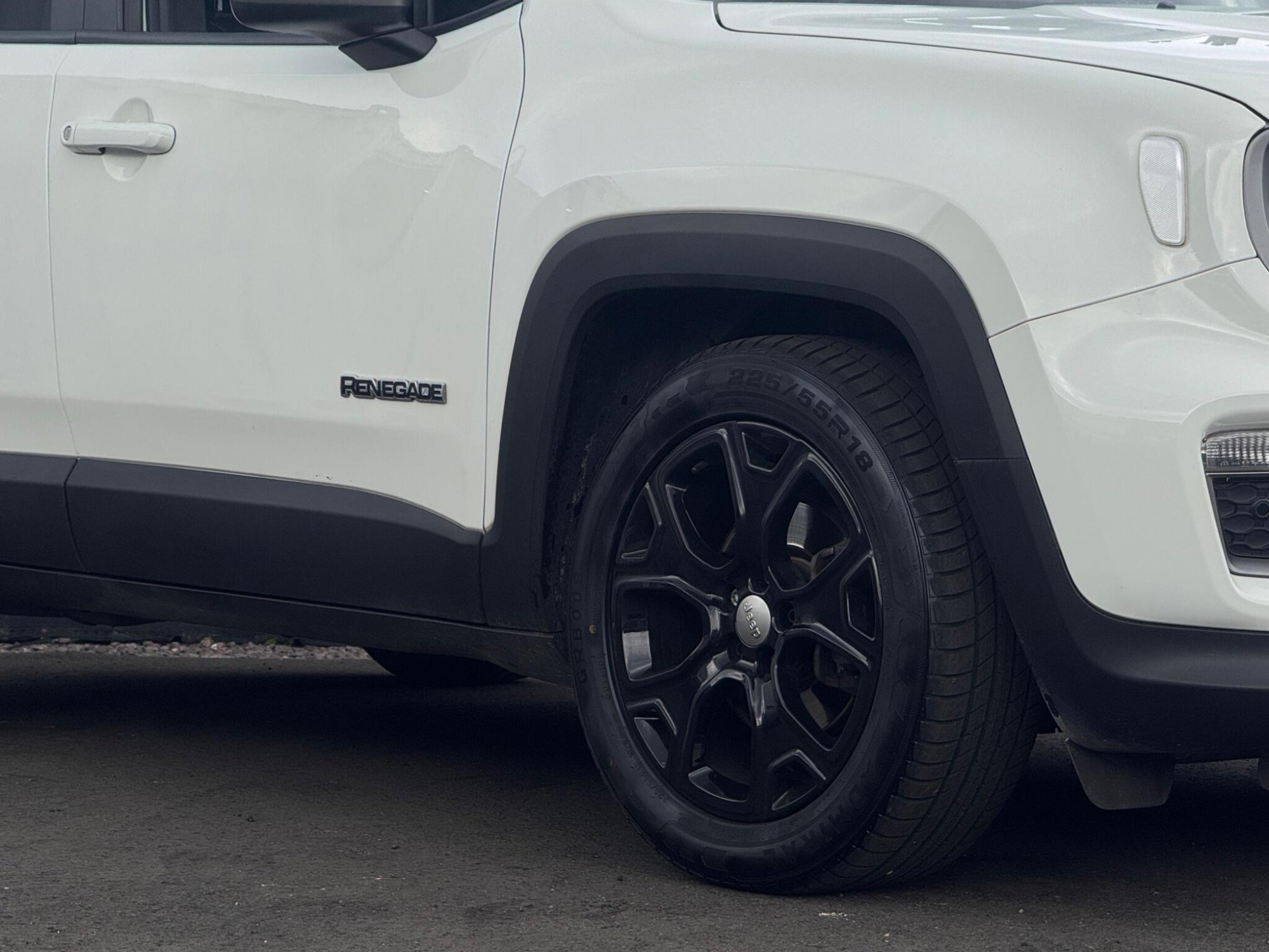 2019 Jeep Renegade image 12
