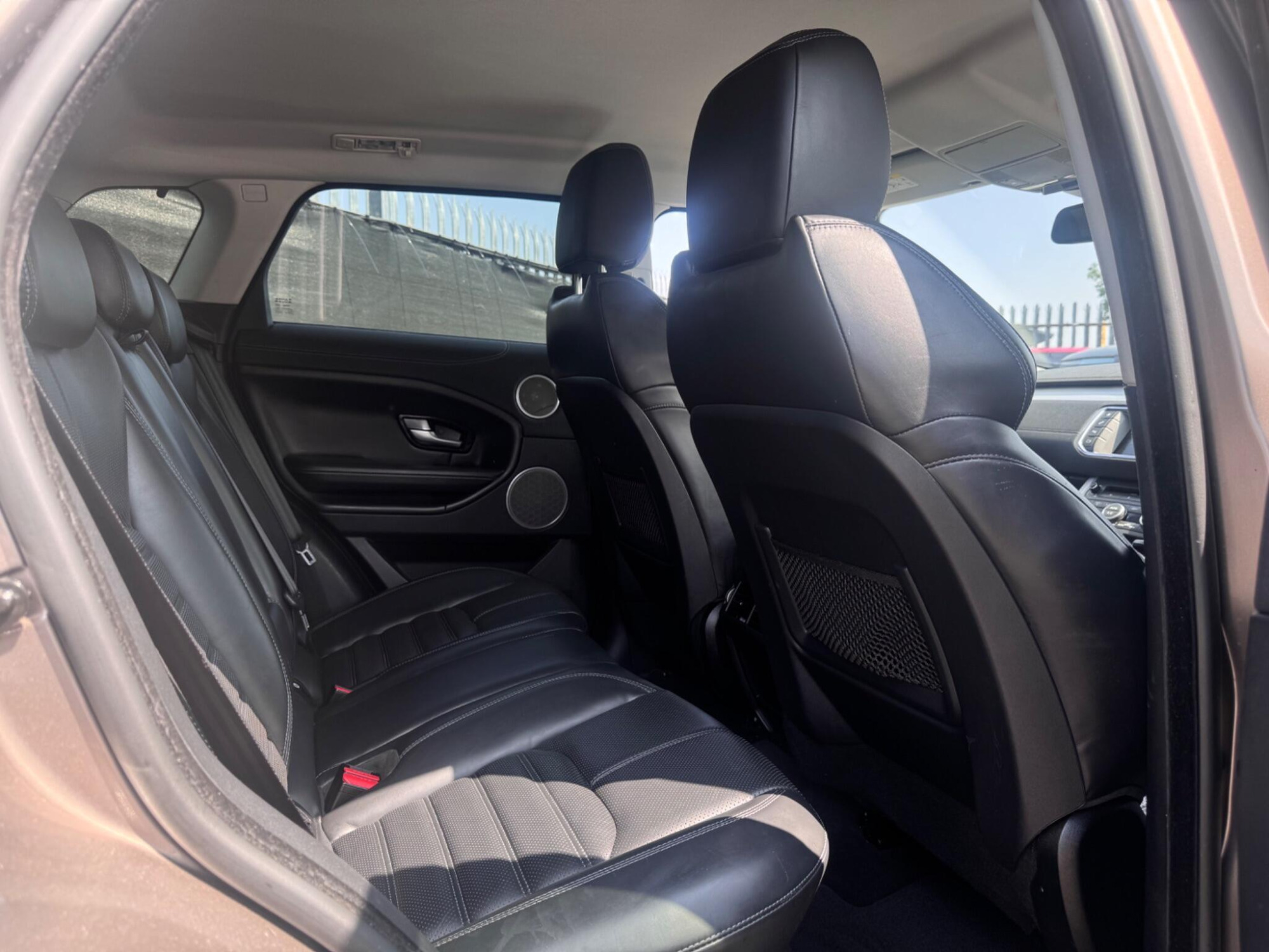 2016 Land Rover Range Rover Evoque image 15
