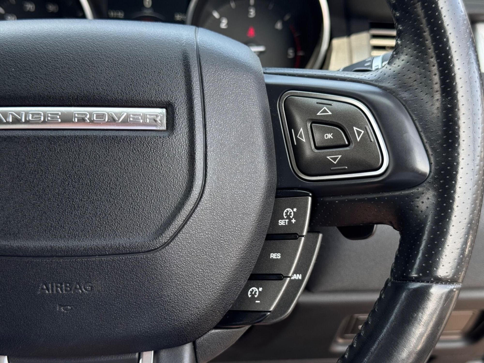 2016 Land Rover Range Rover Evoque image 21