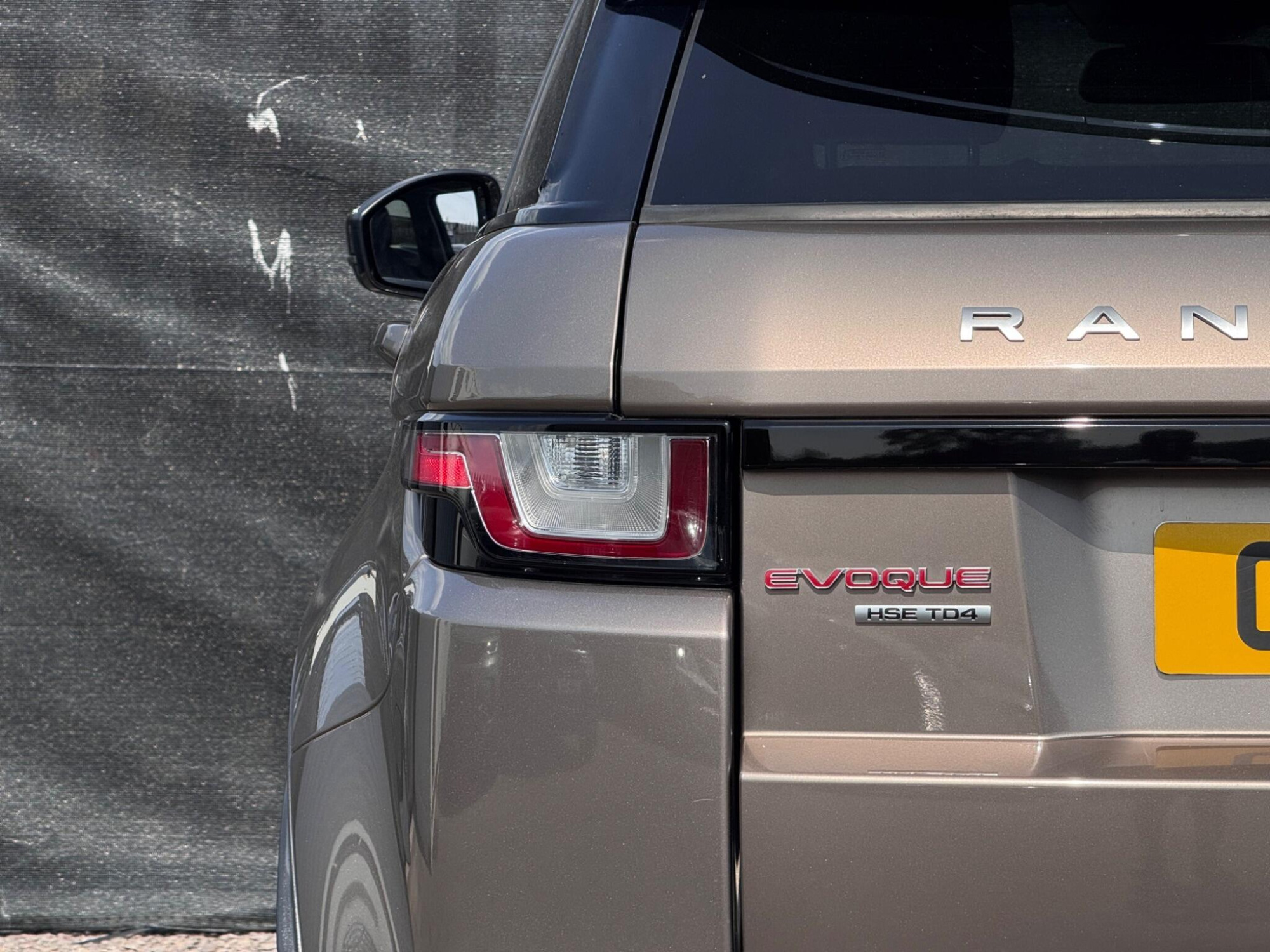 2016 Land Rover Range Rover Evoque image 19