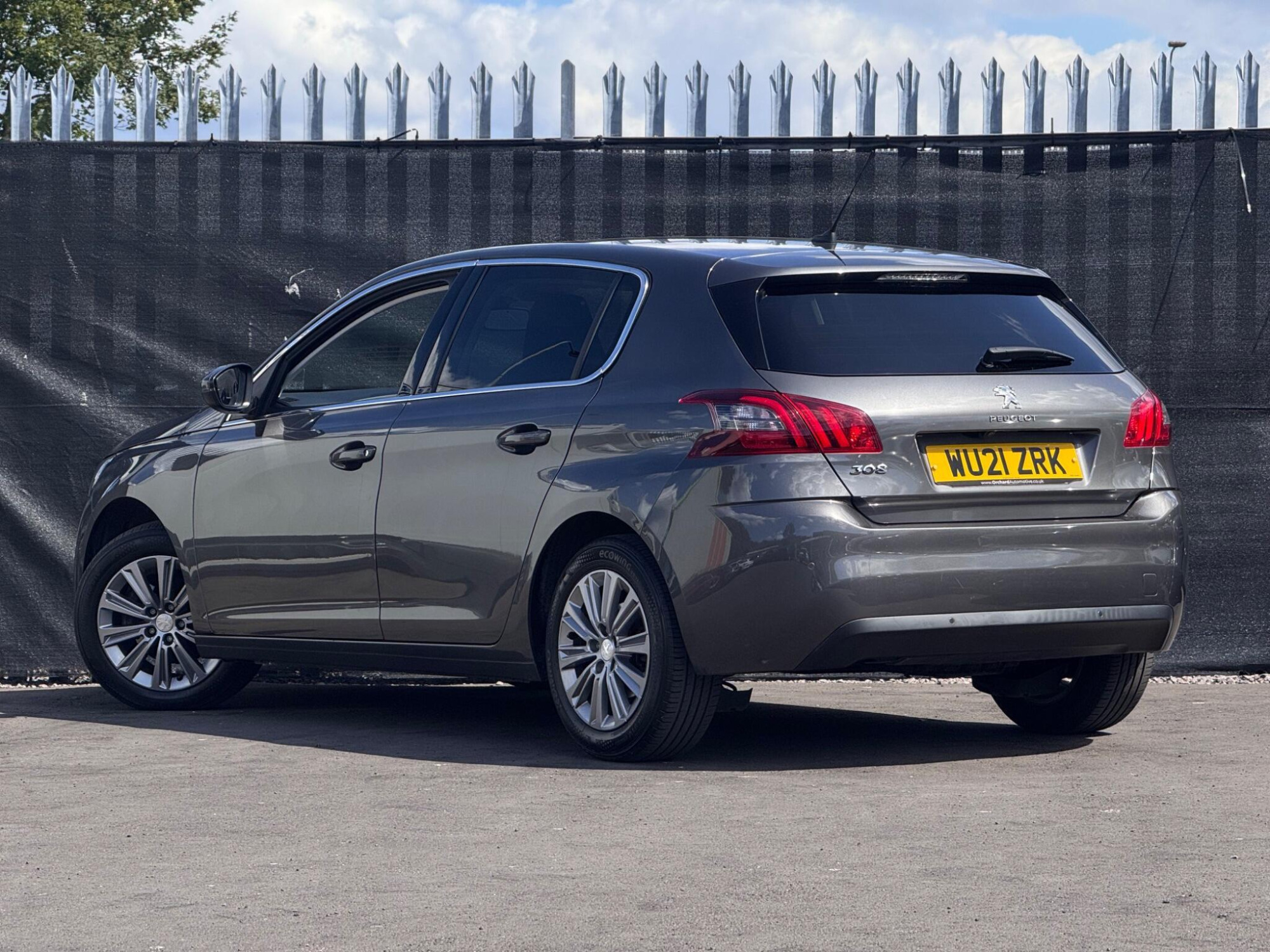 2021 Peugeot 308 image 2