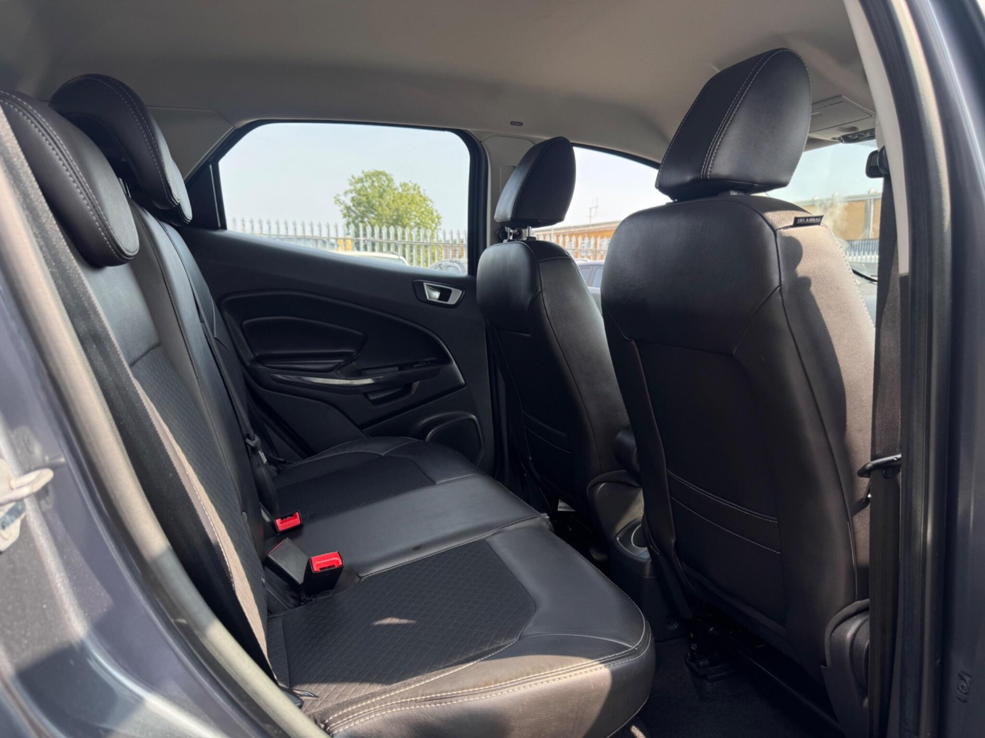 2017 Ford EcoSport image 12